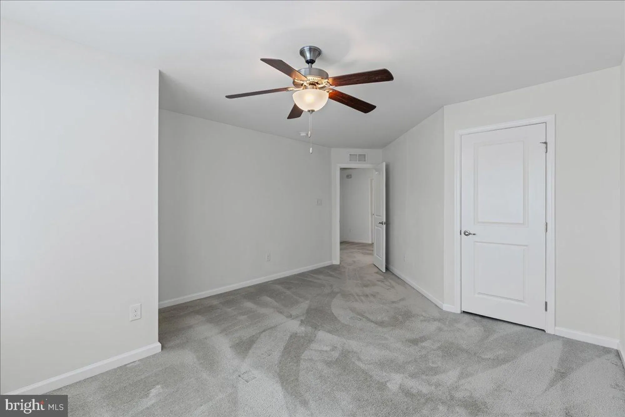 Property Slideshow image 23 of 26 | 54 heals farm rd, Burlington, NJ, 08016