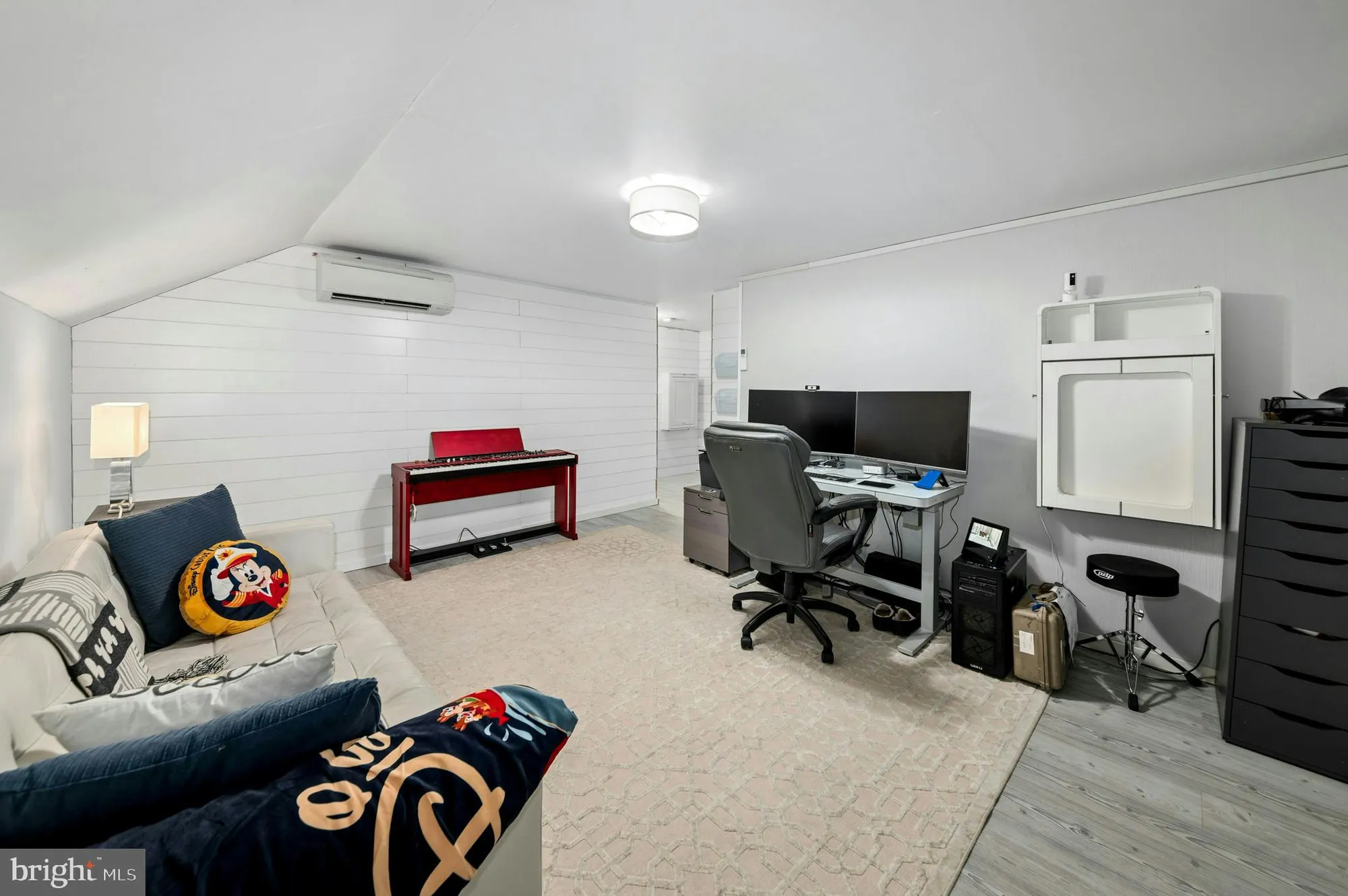 Property Slideshow image 28 of 45 | 3732 loyal ln, Easton, PA, 18045