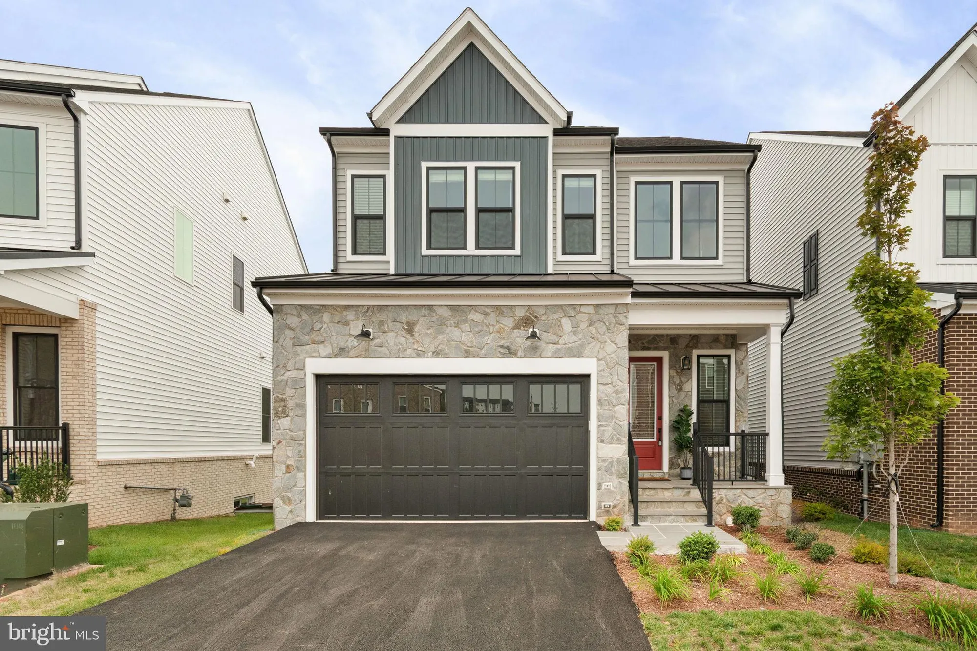 Property Slideshow image 6 of 73 | 43257 greeley sq, Ashburn, VA, 20148