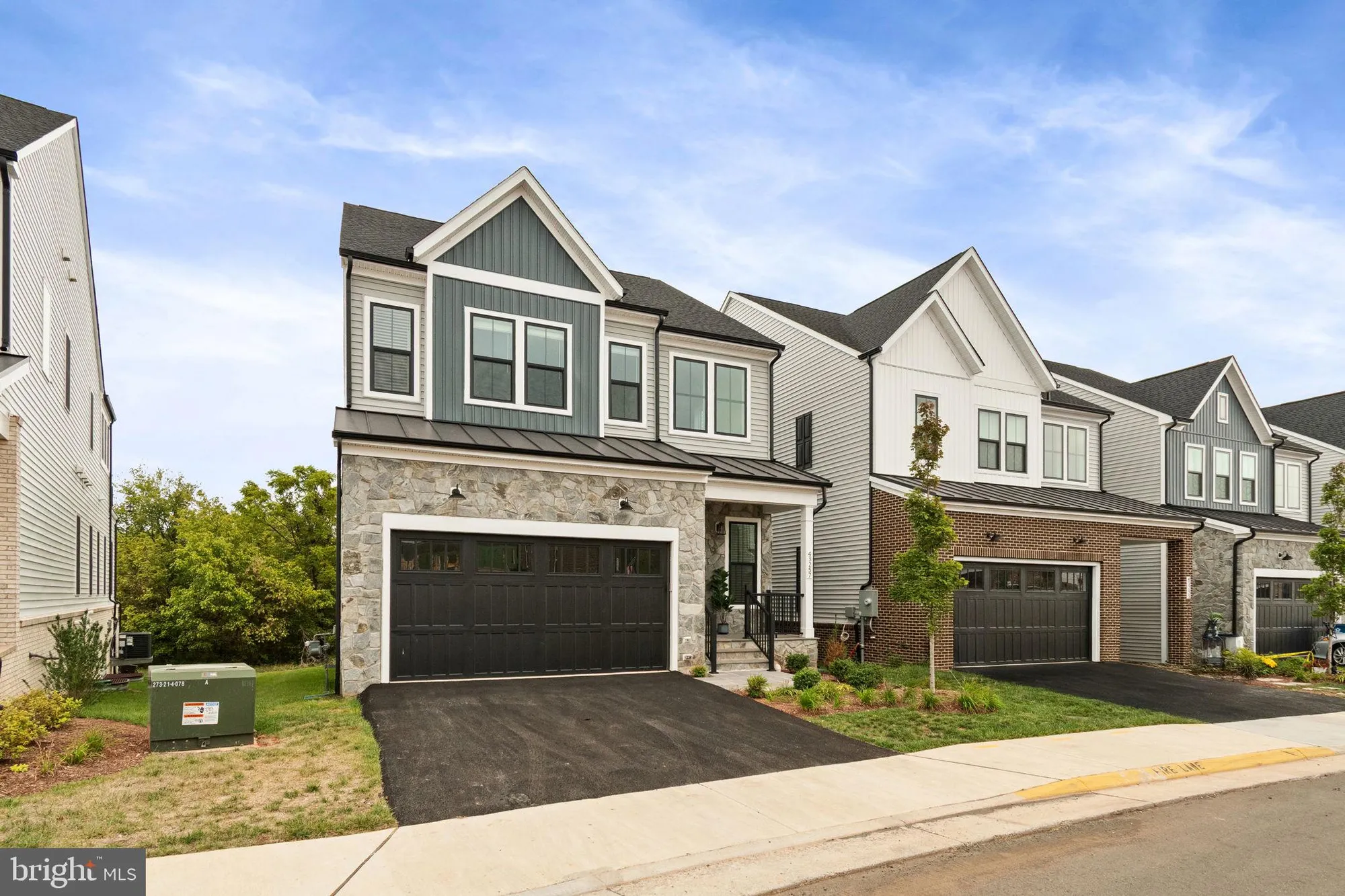 Property Slideshow image 5 of 73 | 43257 greeley sq, Ashburn, VA, 20148