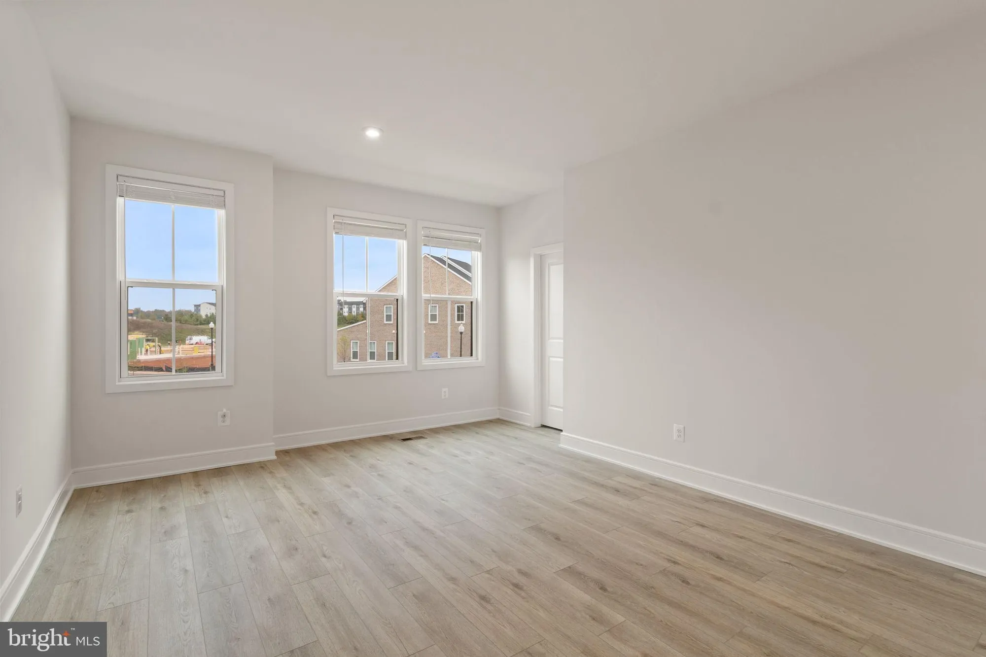 Property Slideshow image 28 of 73 | 43257 greeley sq, Ashburn, VA, 20148