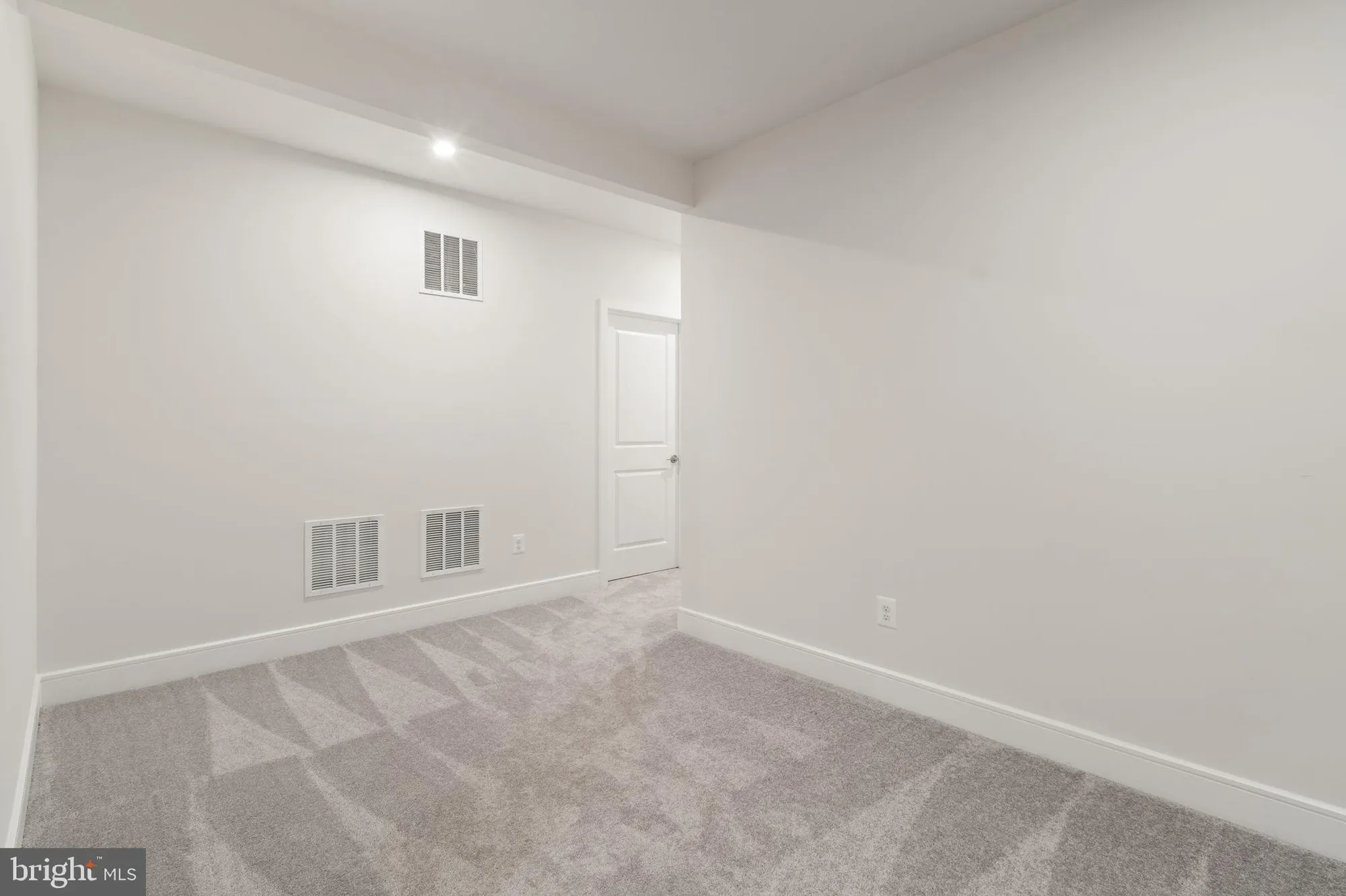 Property Slideshow image 47 of 73 | 43257 greeley sq, Ashburn, VA, 20148