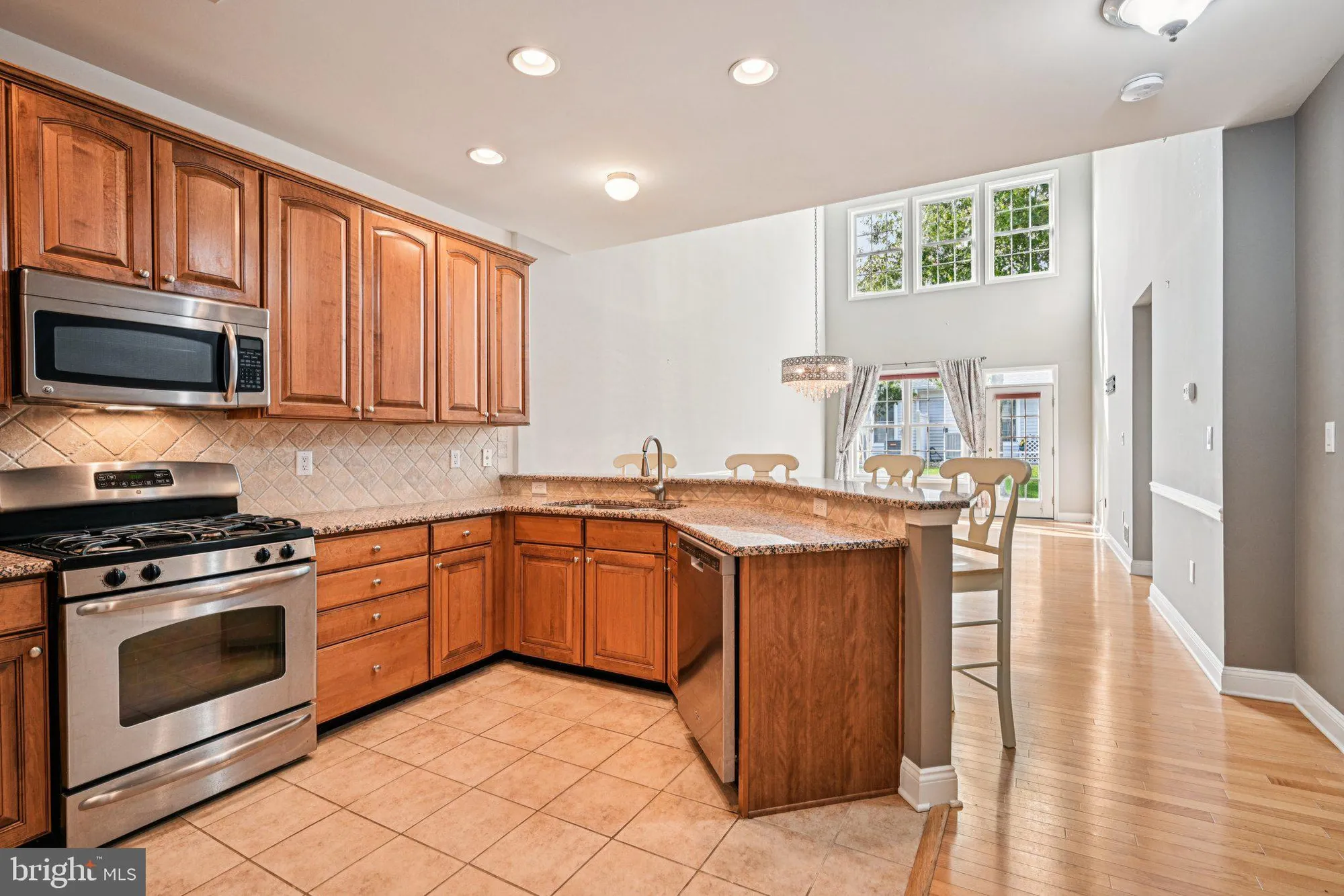 Property Slideshow image 4 of 46 | 3 whimbrel way, Cape May Court House, NJ, 08210