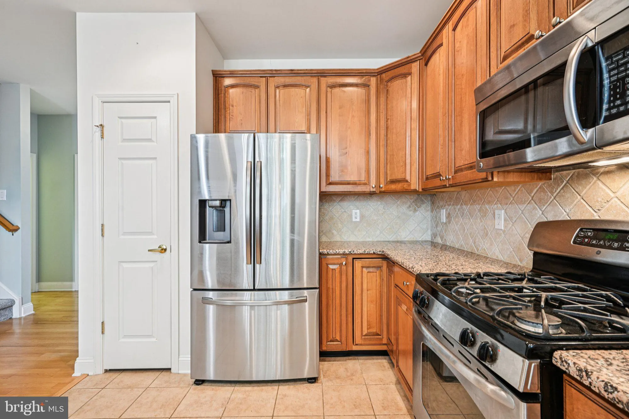 Property Slideshow image 5 of 46 | 3 whimbrel way, Cape May Court House, NJ, 08210