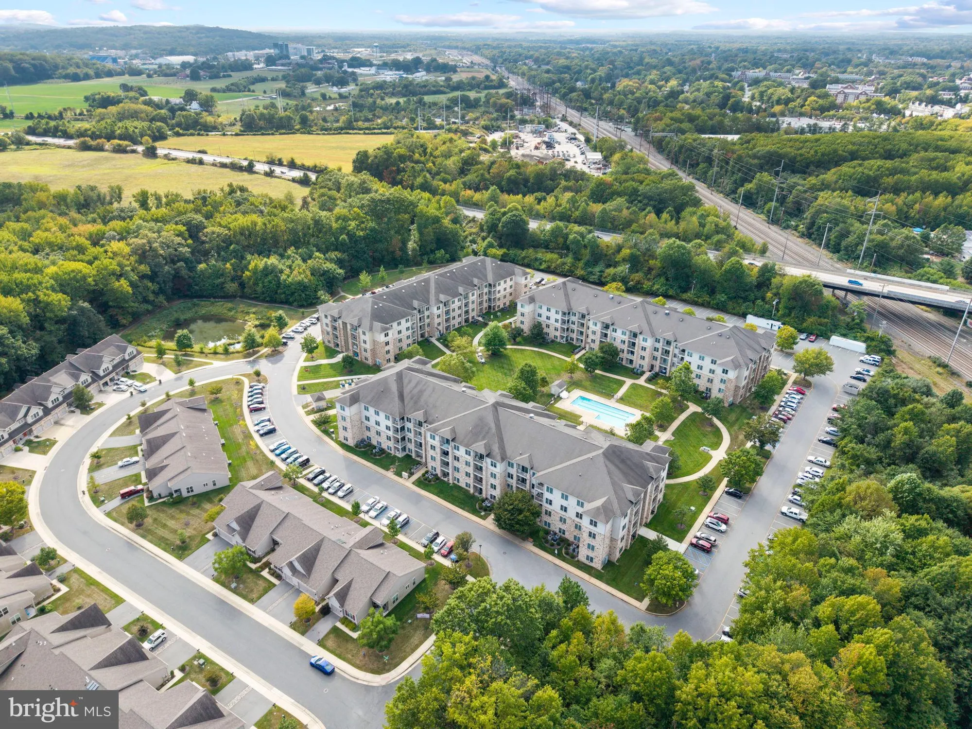 Property Slideshow image 30 of 39 | 1000 fountainview cir # 1113, Newark, DE, 19713