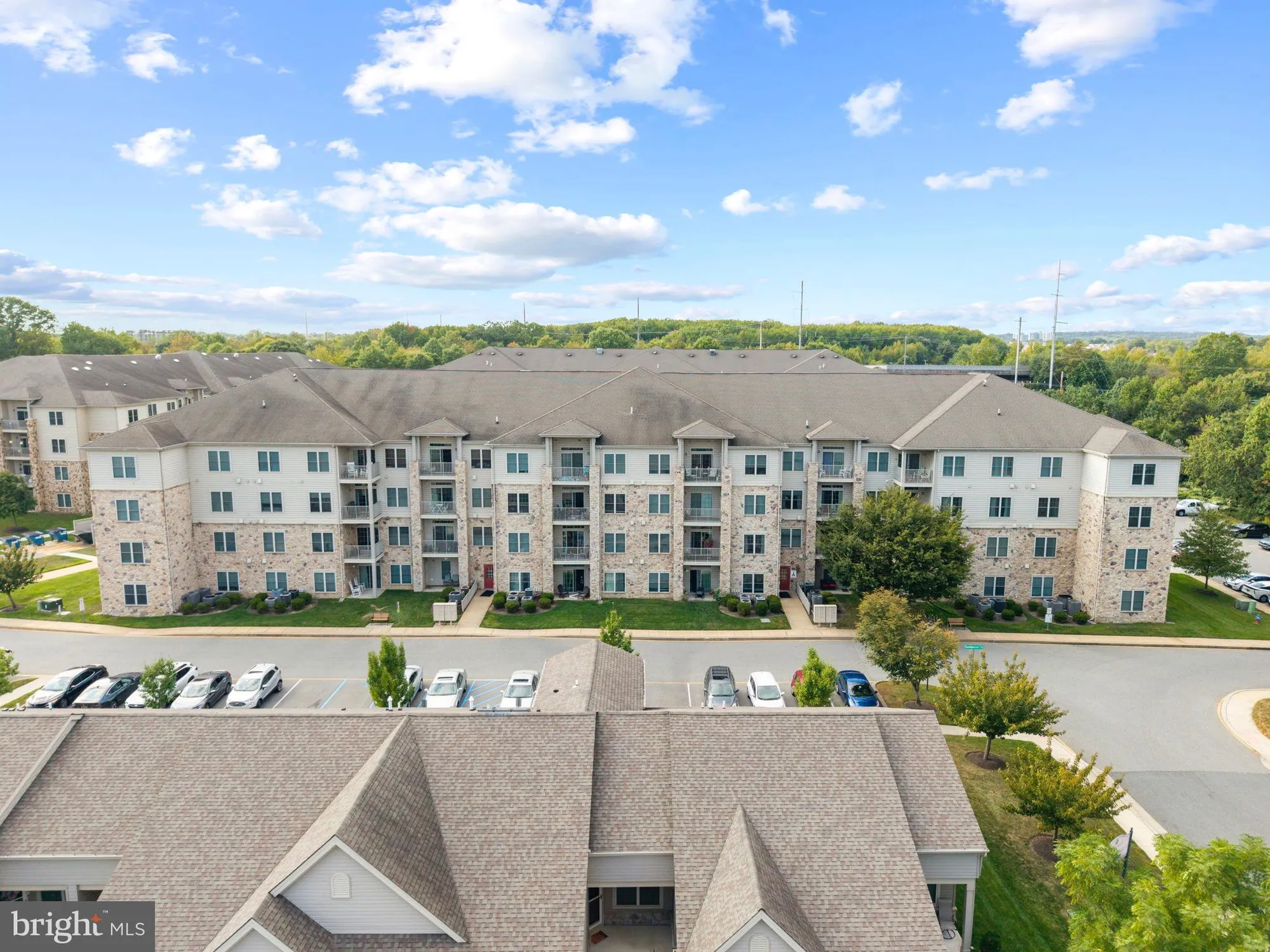 Property Slideshow image 32 of 39 | 1000 fountainview cir # 1113, Newark, DE, 19713