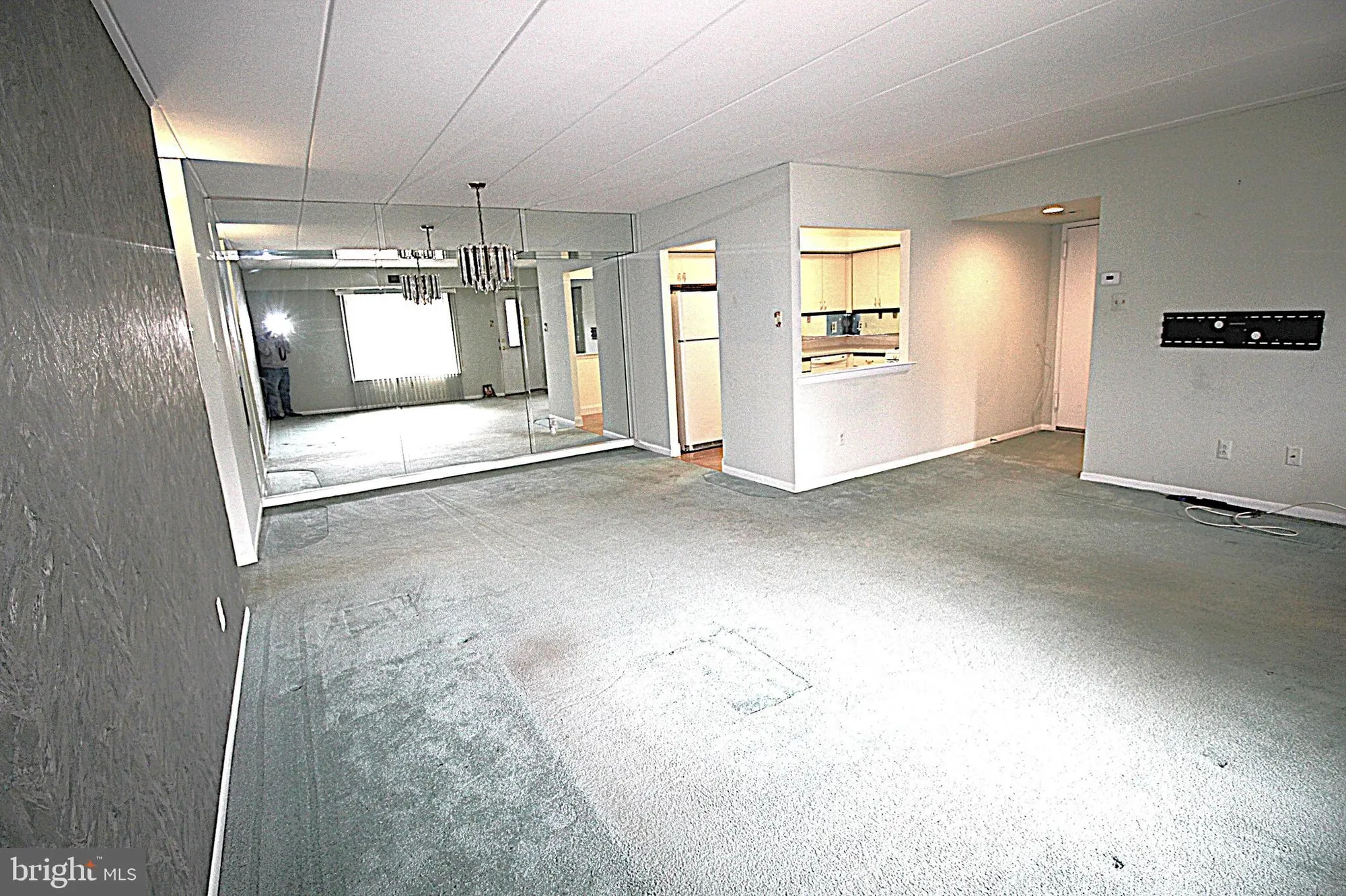 Property Slideshow image 9 of 38 | 62004 delaire landing rd 4, Philadelphia, PA, 19114