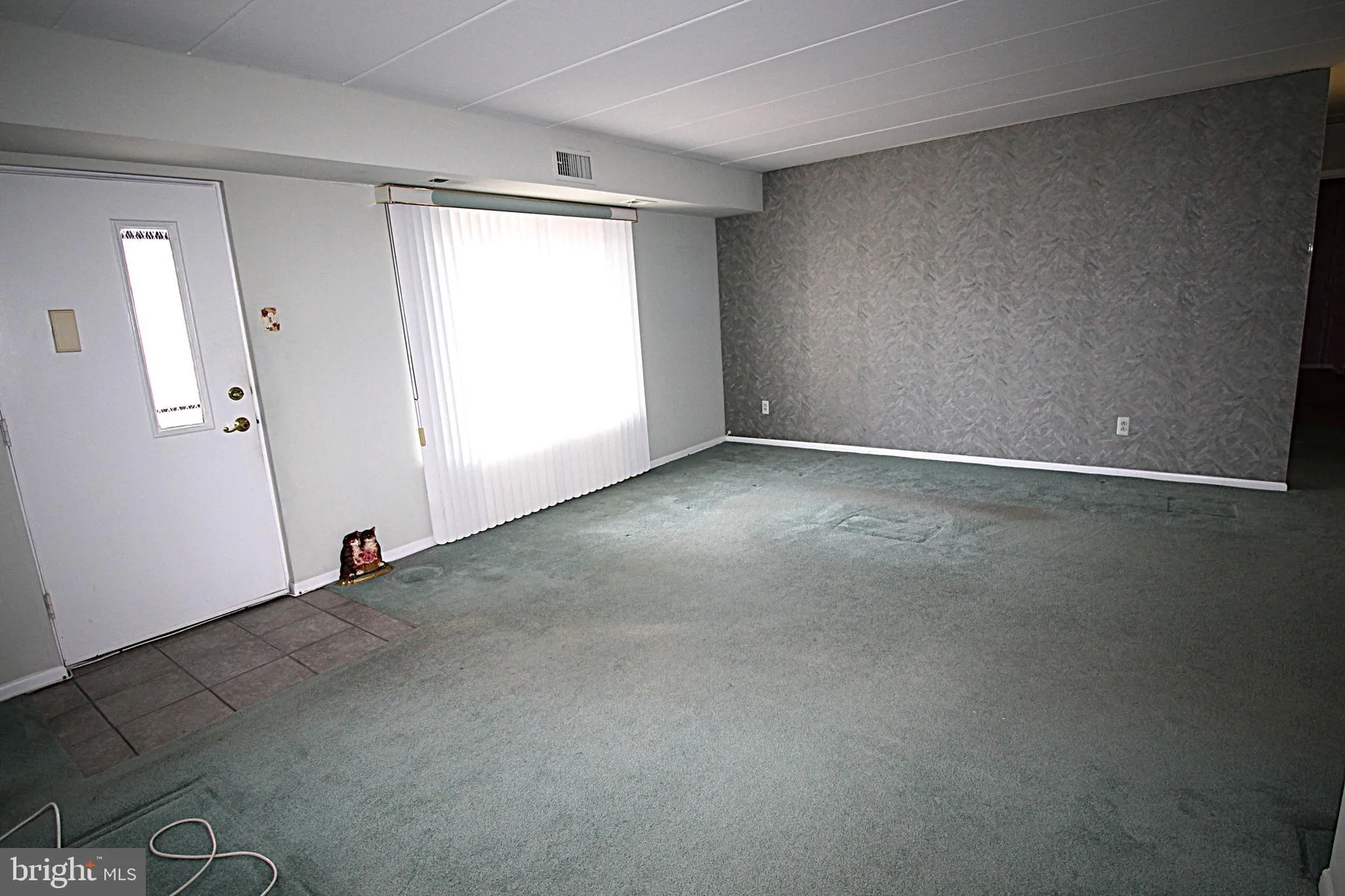 Property Slideshow image 11 of 38 | 62004 delaire landing rd 4, Philadelphia, PA, 19114