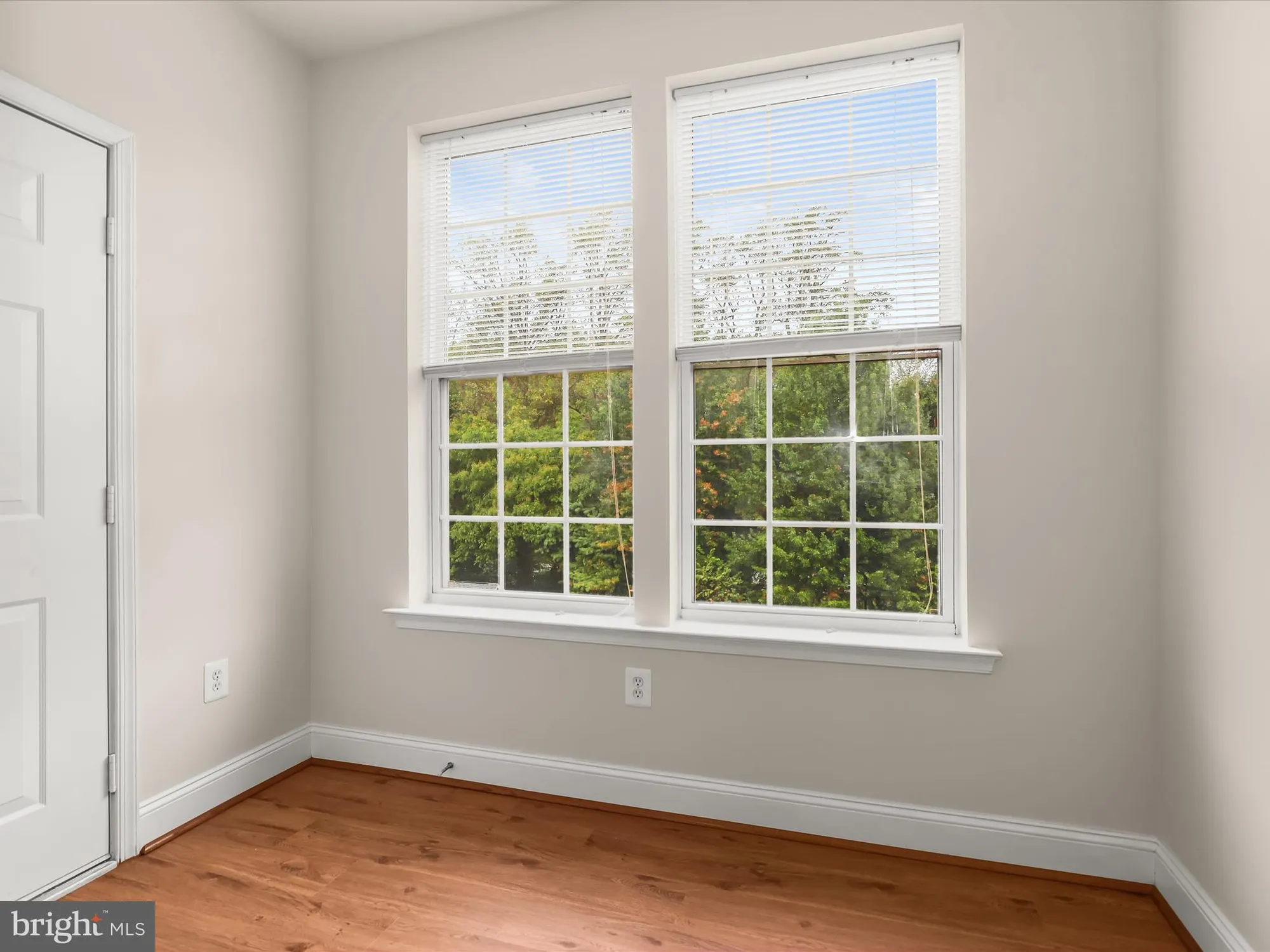 Property Slideshow image 13 of 40 | 2530 kensington gdns unit 406, Ellicott City, MD, 21043