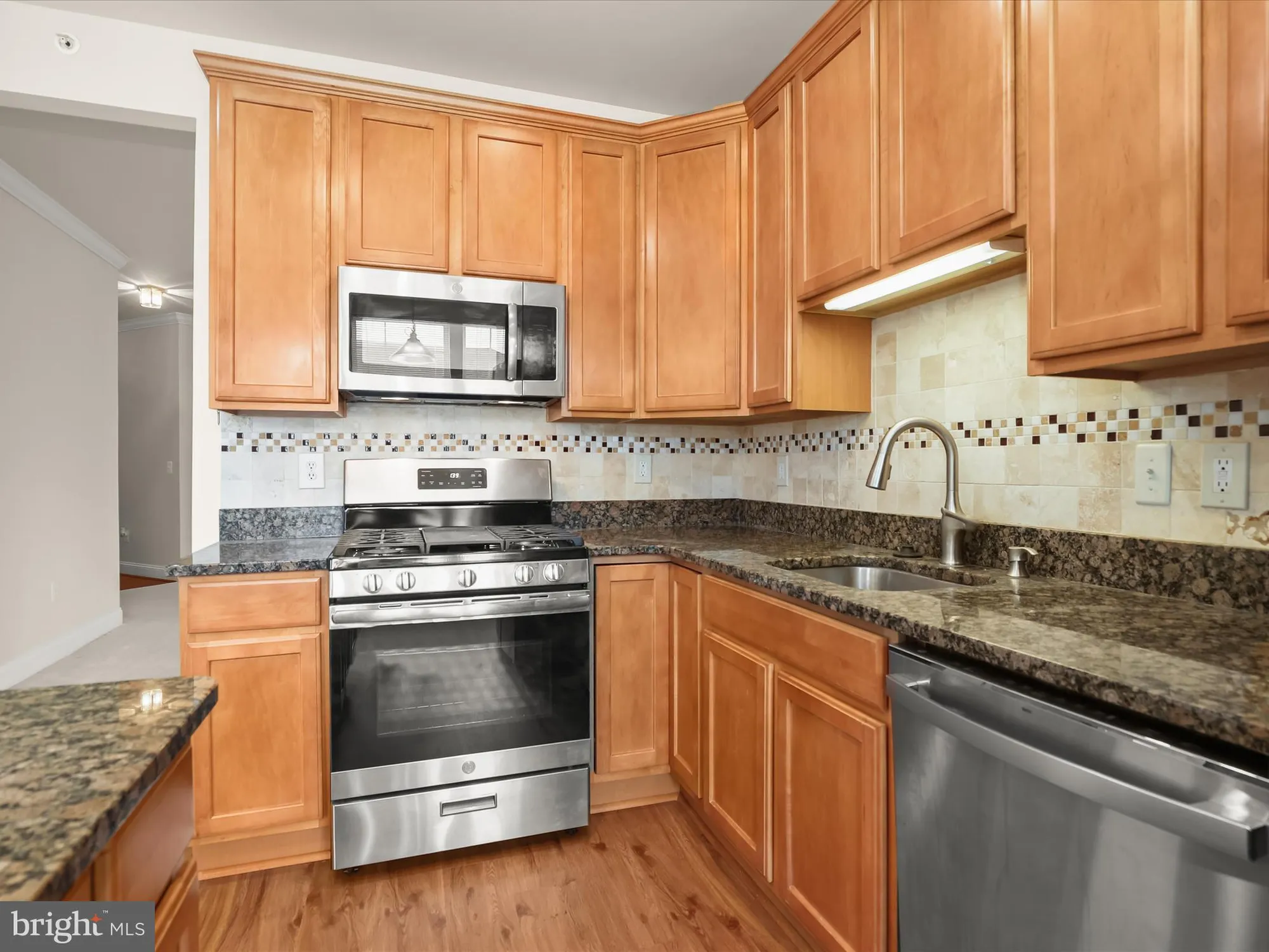 Property Slideshow image 22 of 40 | 2530 kensington gdns unit 406, Ellicott City, MD, 21043