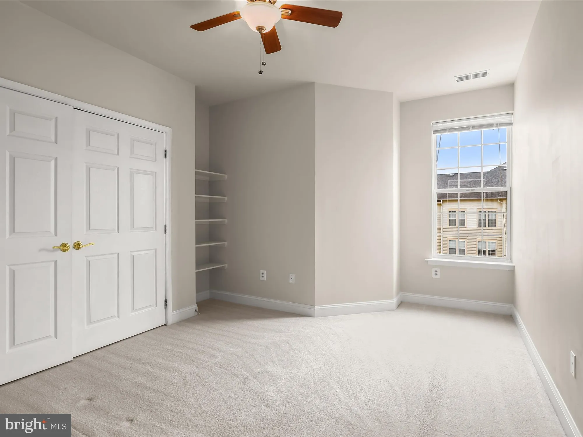 Property Slideshow image 30 of 40 | 2530 kensington gdns unit 406, Ellicott City, MD, 21043