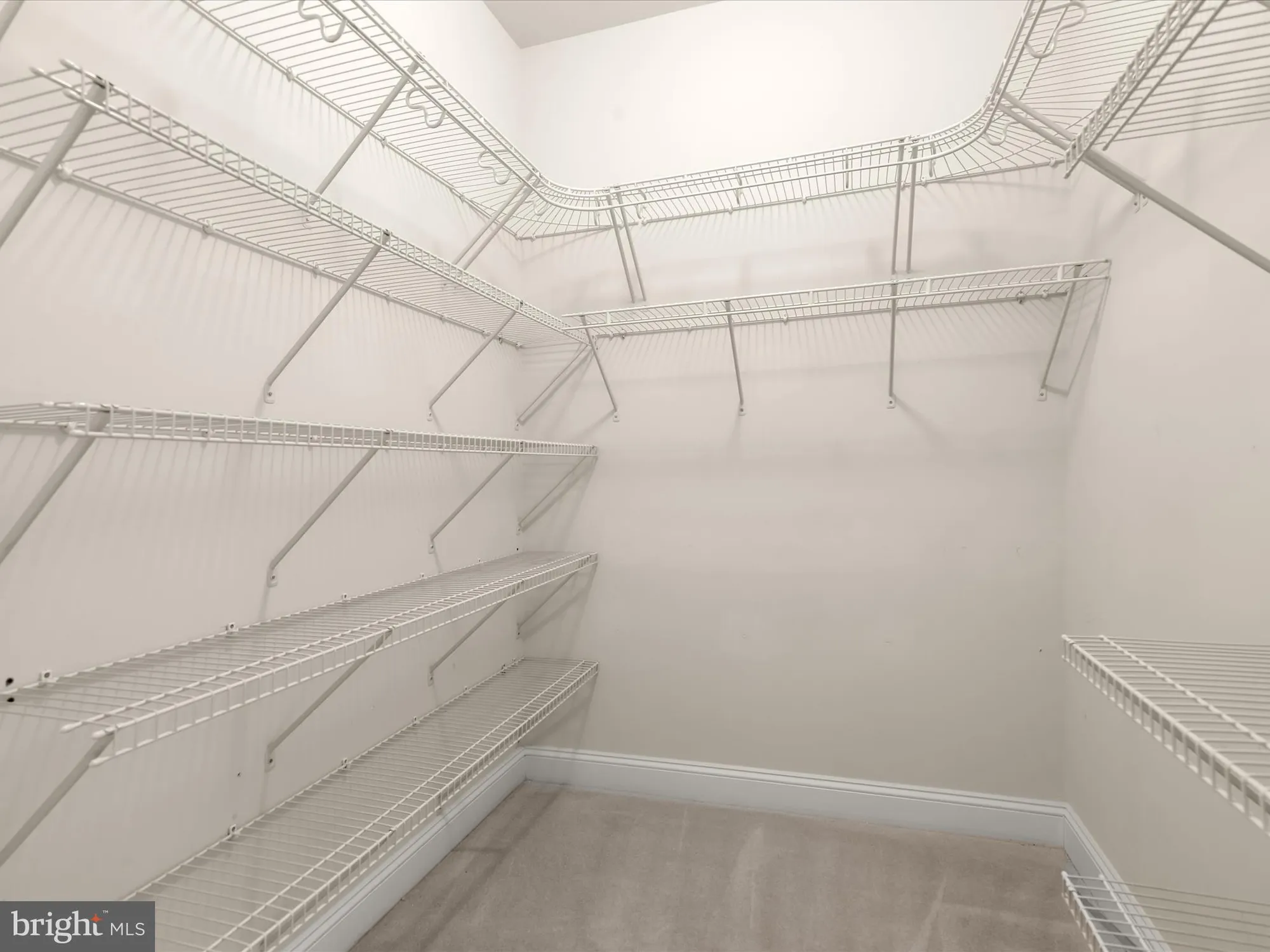 Property Slideshow image 28 of 40 | 2530 kensington gdns unit 406, Ellicott City, MD, 21043