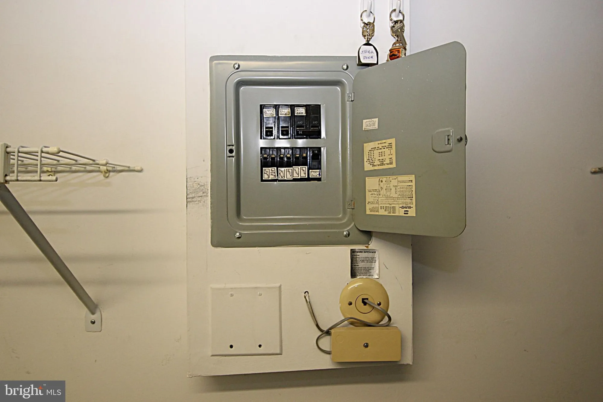 Property Slideshow image 25 of 38 | 62004 delaire landing rd 4, Philadelphia, PA, 19114