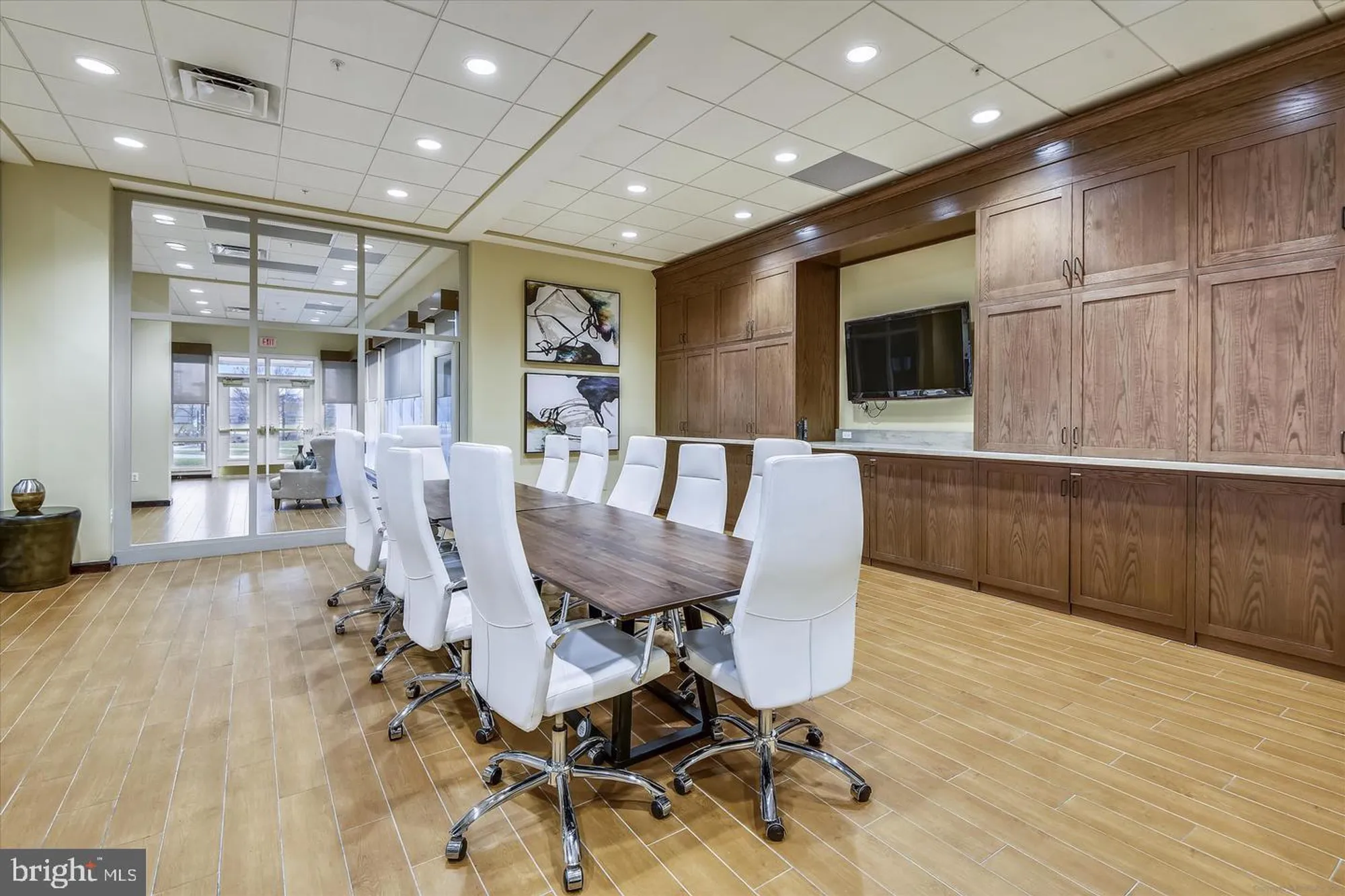 Property Slideshow image 44 of 54 | 8612 wintergreen ct 105, Odenton, MD, 21113