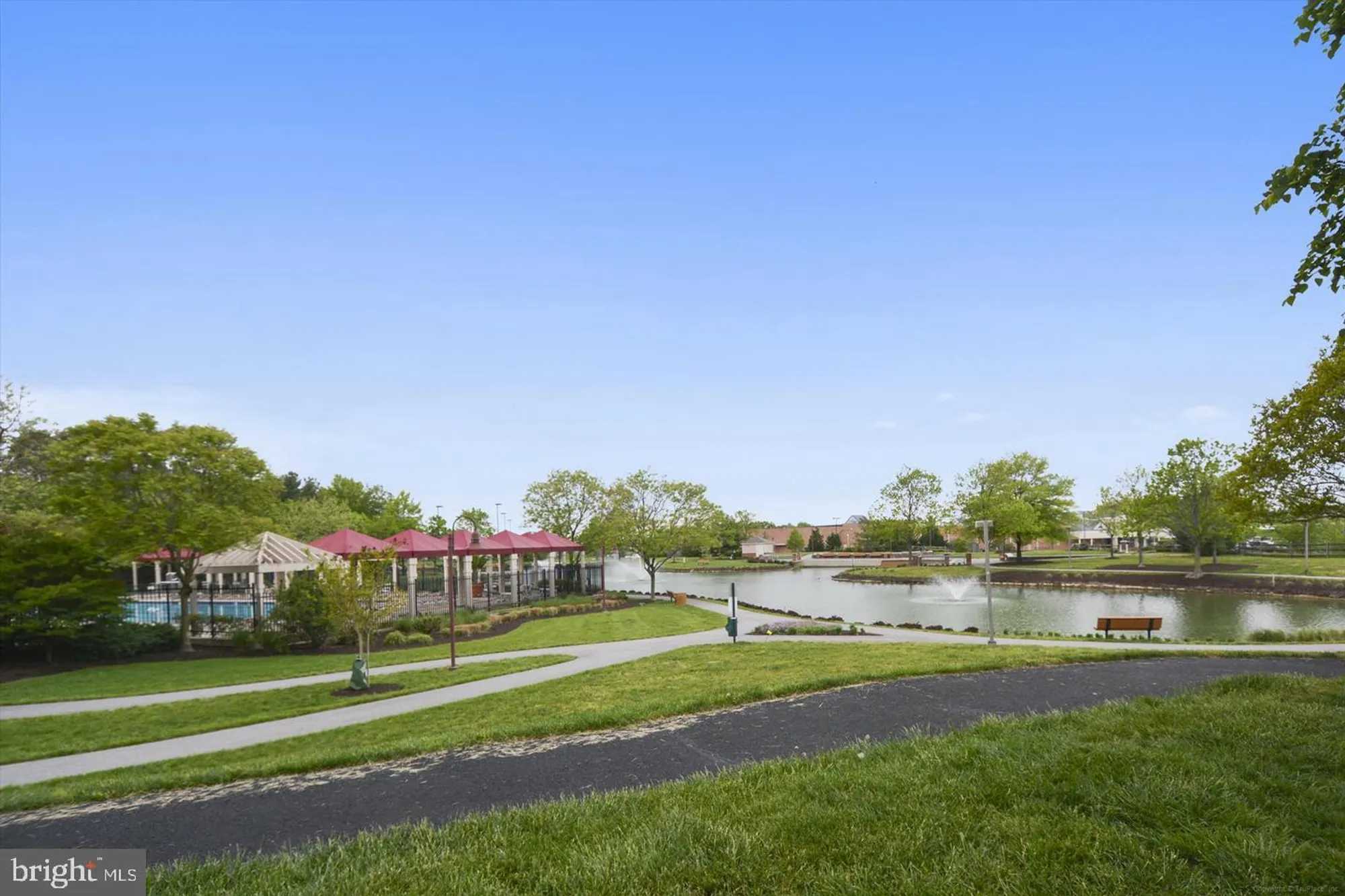Property Slideshow image 51 of 54 | 8612 wintergreen ct 105, Odenton, MD, 21113