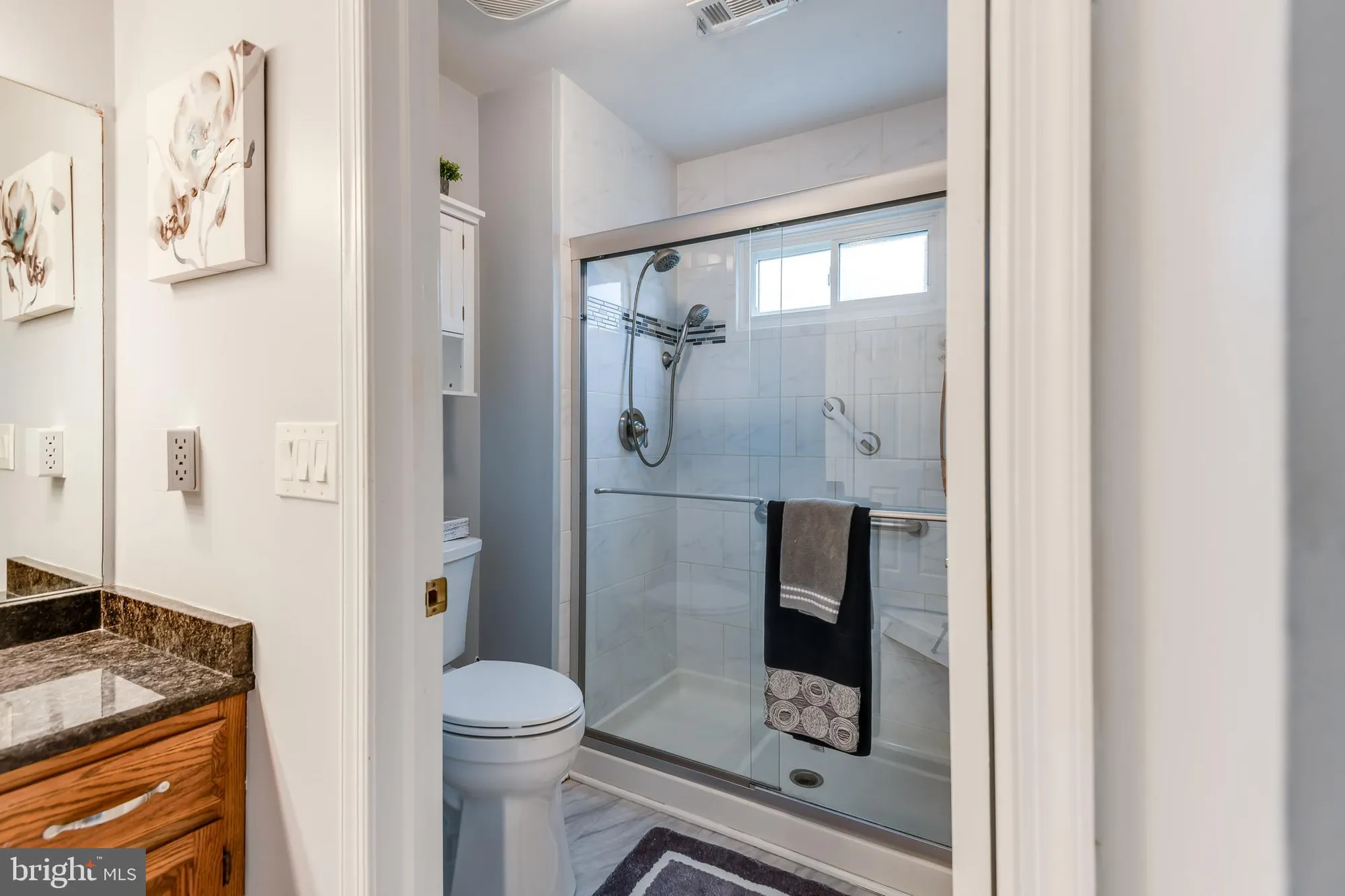 Property Slideshow image 23 of 33 | 37 stratford rd, Southampton, NJ, 08088