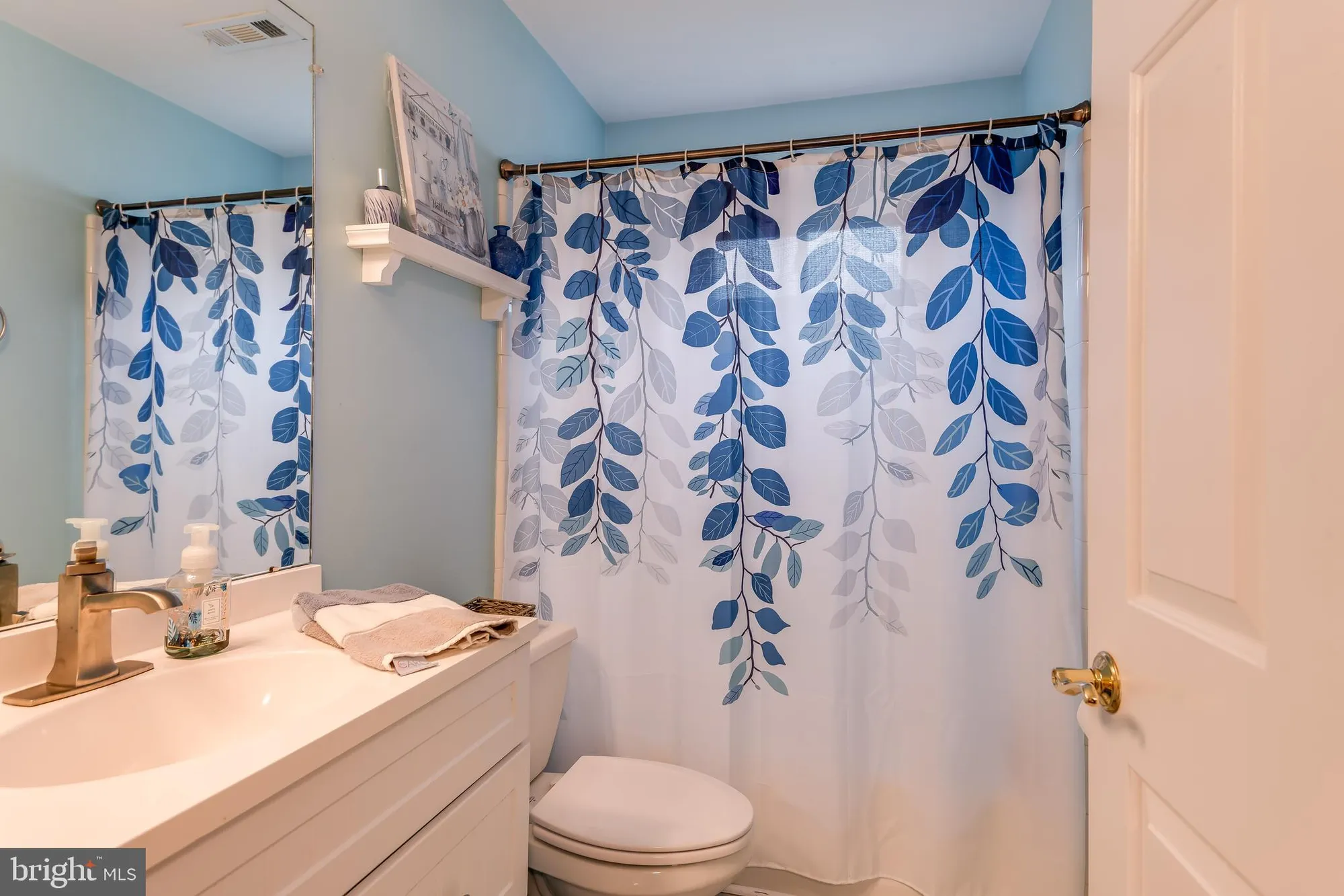 Property Slideshow image 25 of 33 | 37 stratford rd, Southampton, NJ, 08088