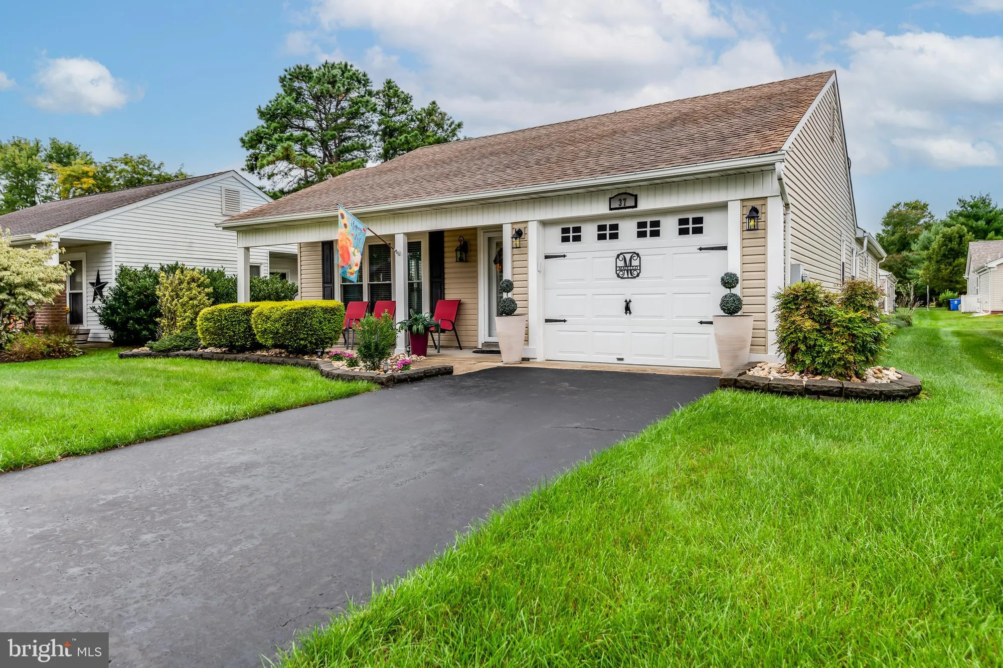 Property Slideshow image 3 of 33 | 37 stratford rd, Southampton, NJ, 08088