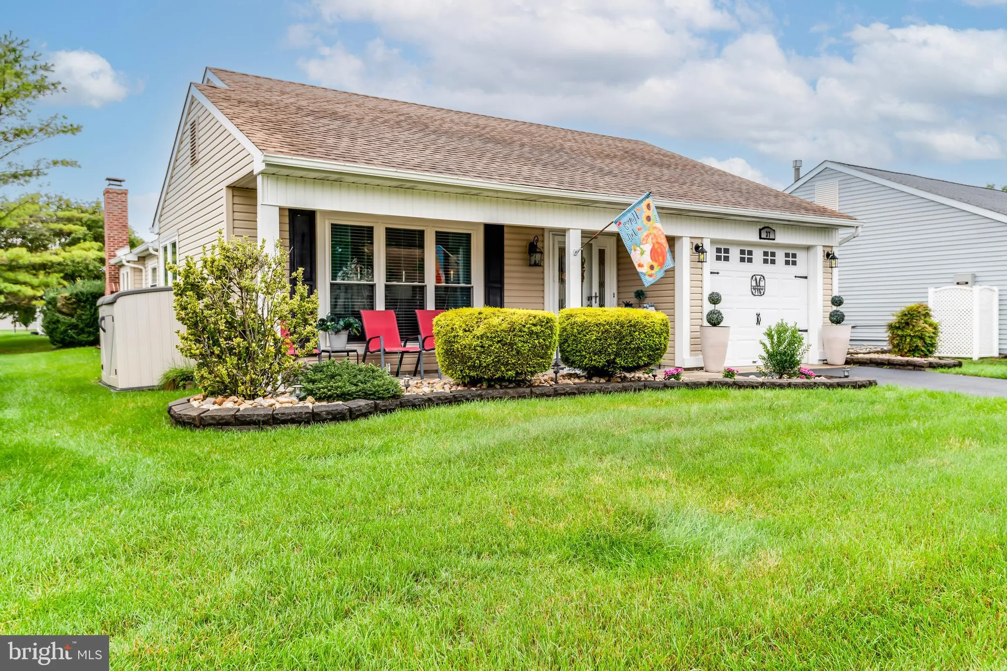 Property Slideshow image 6 of 33 | 37 stratford rd, Southampton, NJ, 08088