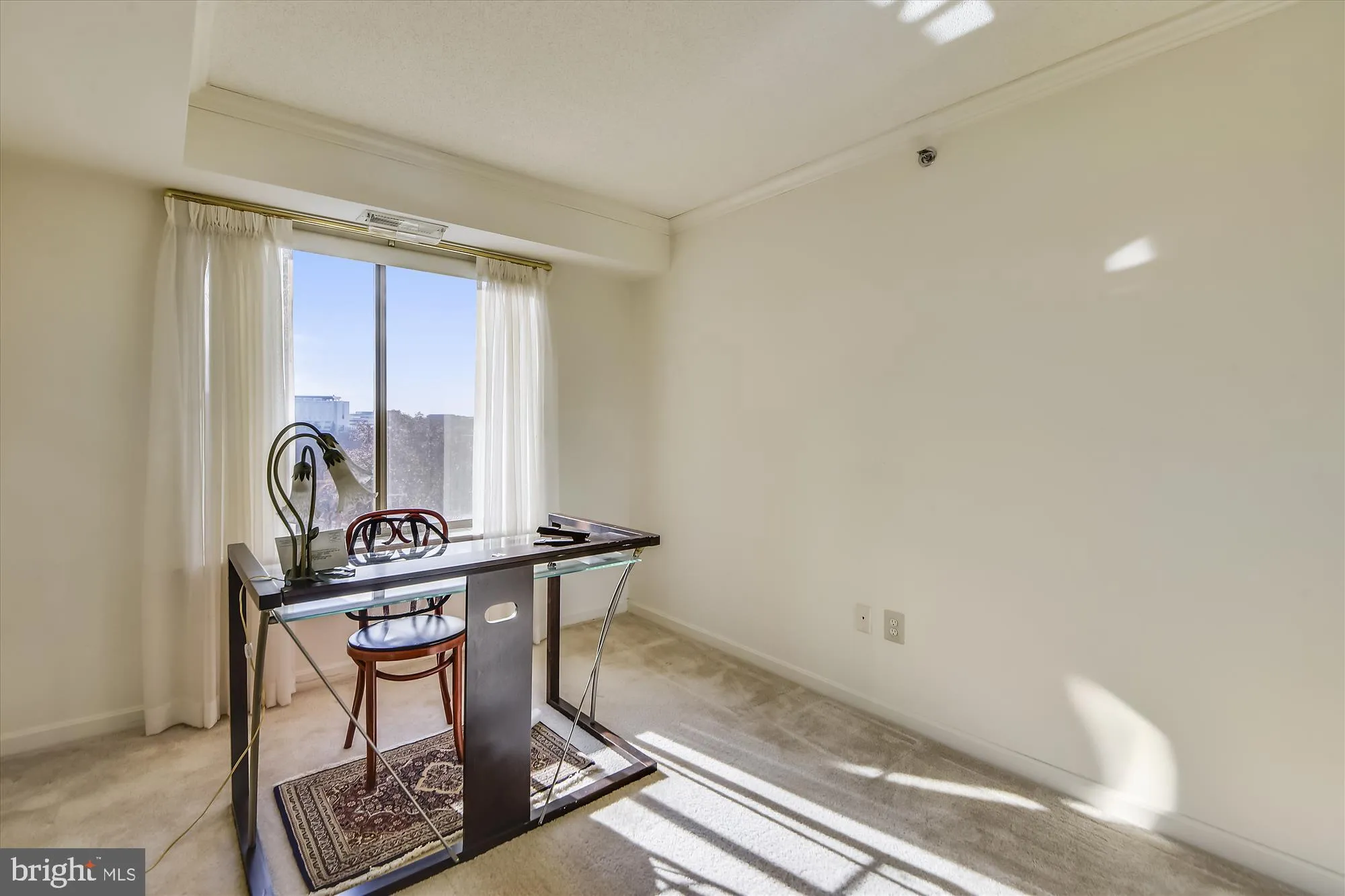 Property Slideshow image 20 of 42 | 19385 cypress ridge ter unit 920, Leesburg, VA, 20176