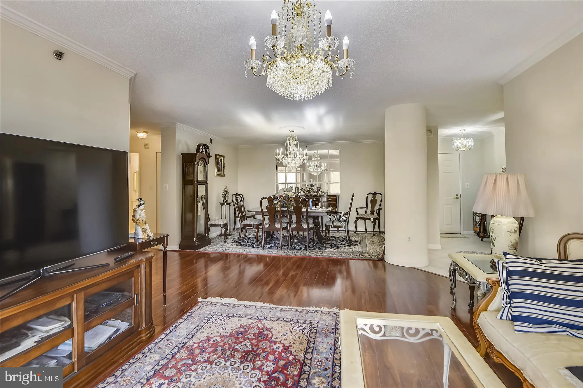 Property Slideshow image 4 of 42 | 19385 cypress ridge ter unit 920, Leesburg, VA, 20176