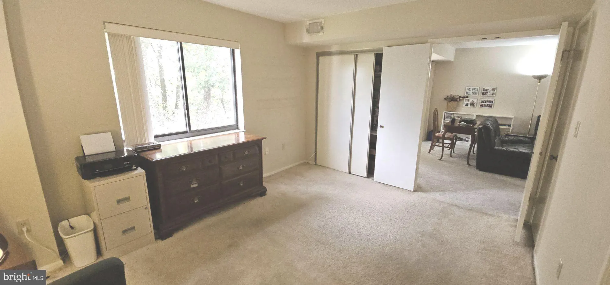 Property Slideshow image 12 of 21 | 15100 interlachen dr # 4-908, Silver Spring, MD, 20906