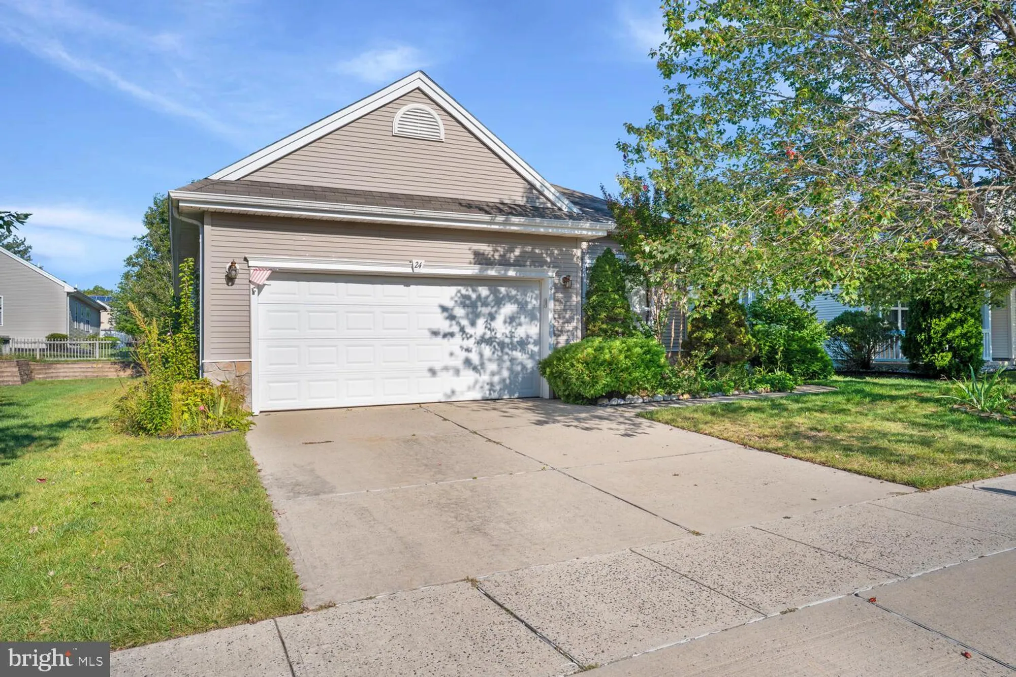 Property Slideshow image 1 of 30 | 24 pelican ln, Little Egg Harbor Twp, NJ, 08087