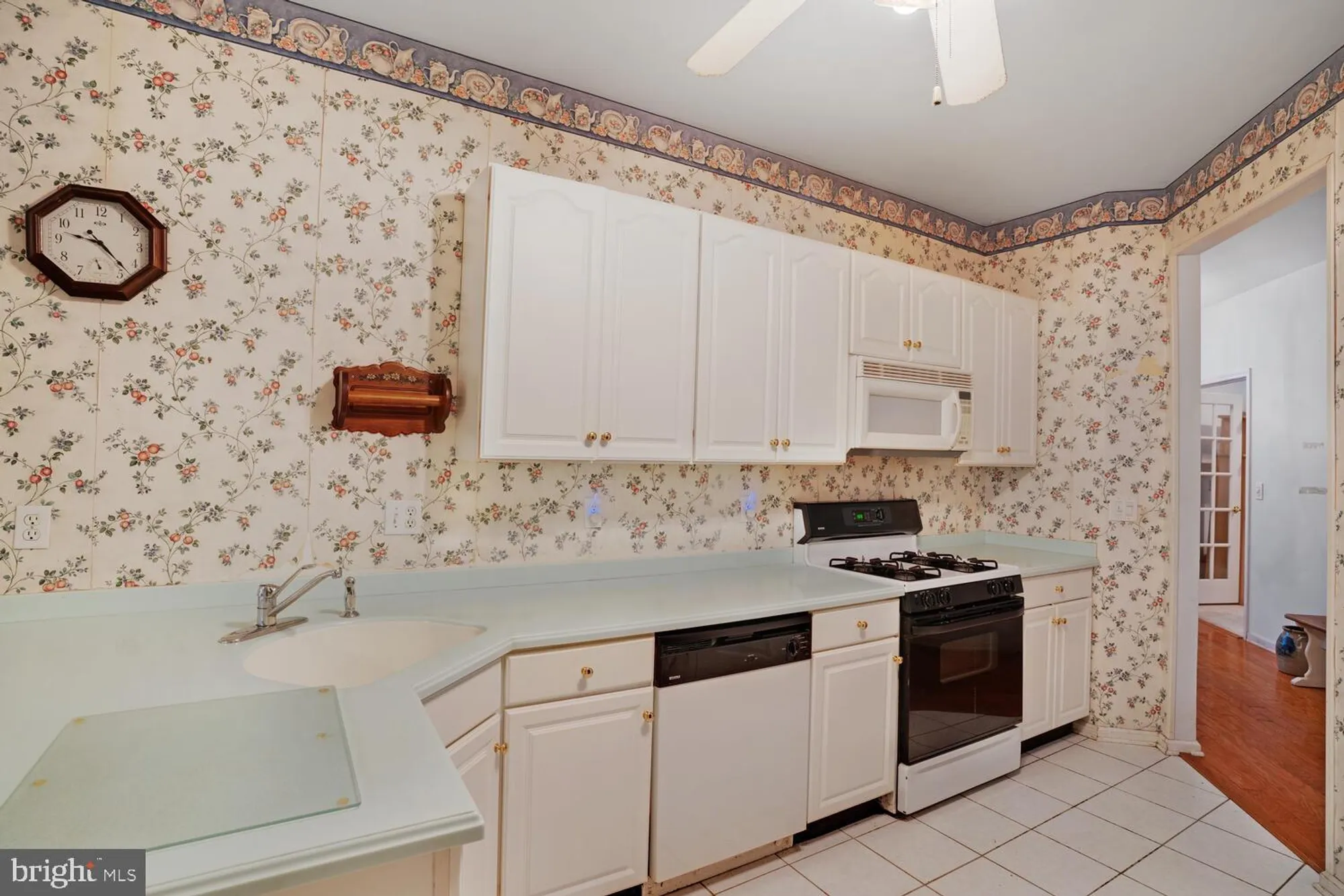 Property Slideshow image 16 of 30 | 24 pelican ln, Little Egg Harbor Twp, NJ, 08087