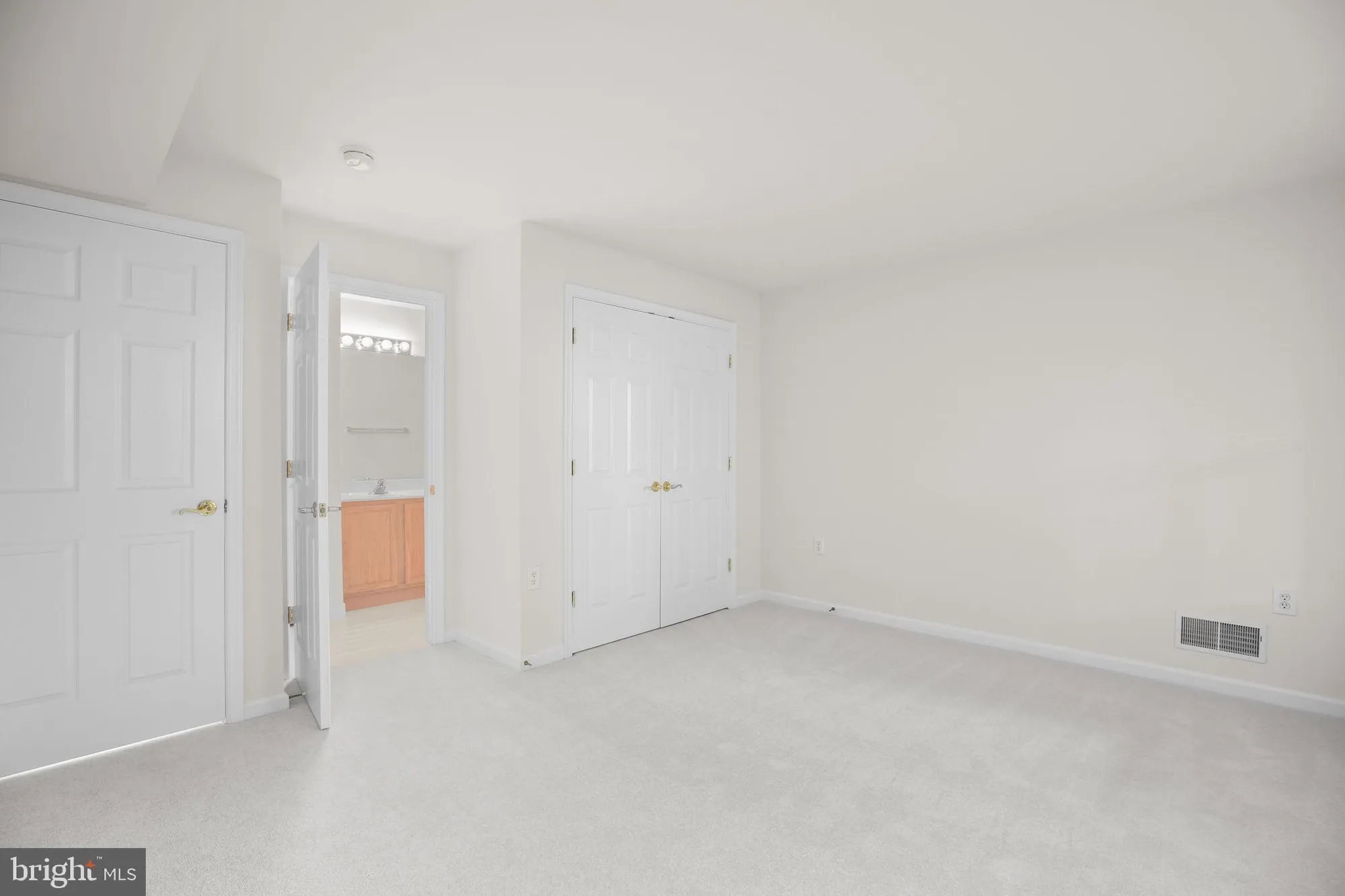 Property Slideshow image 38 of 81 | 5 bluefield ln, Fredericksburg, VA, 22406