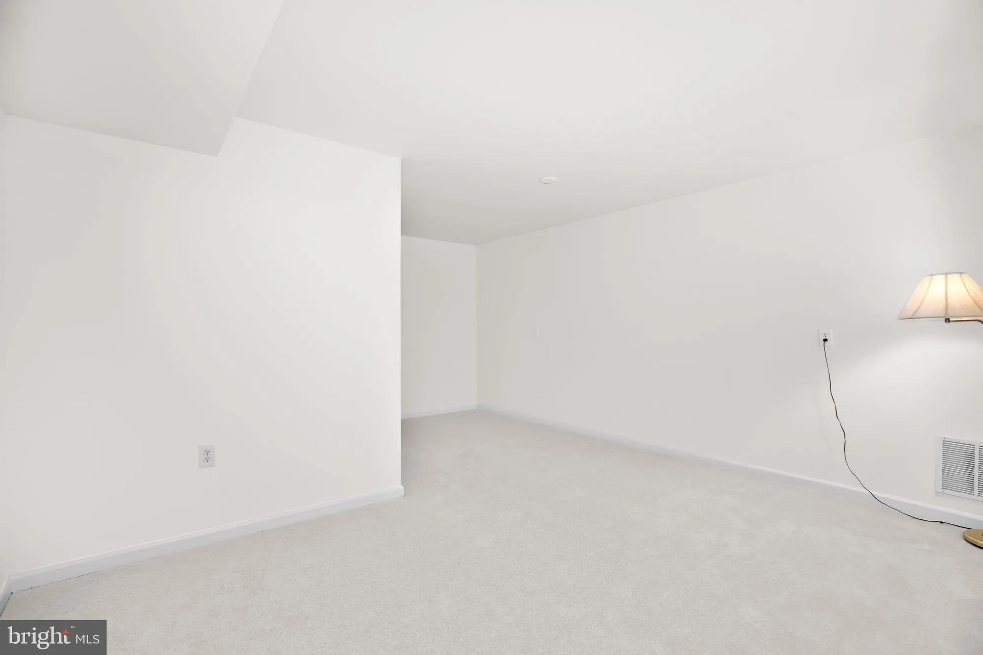 Property Slideshow image 42 of 81 | 5 bluefield ln, Fredericksburg, VA, 22406