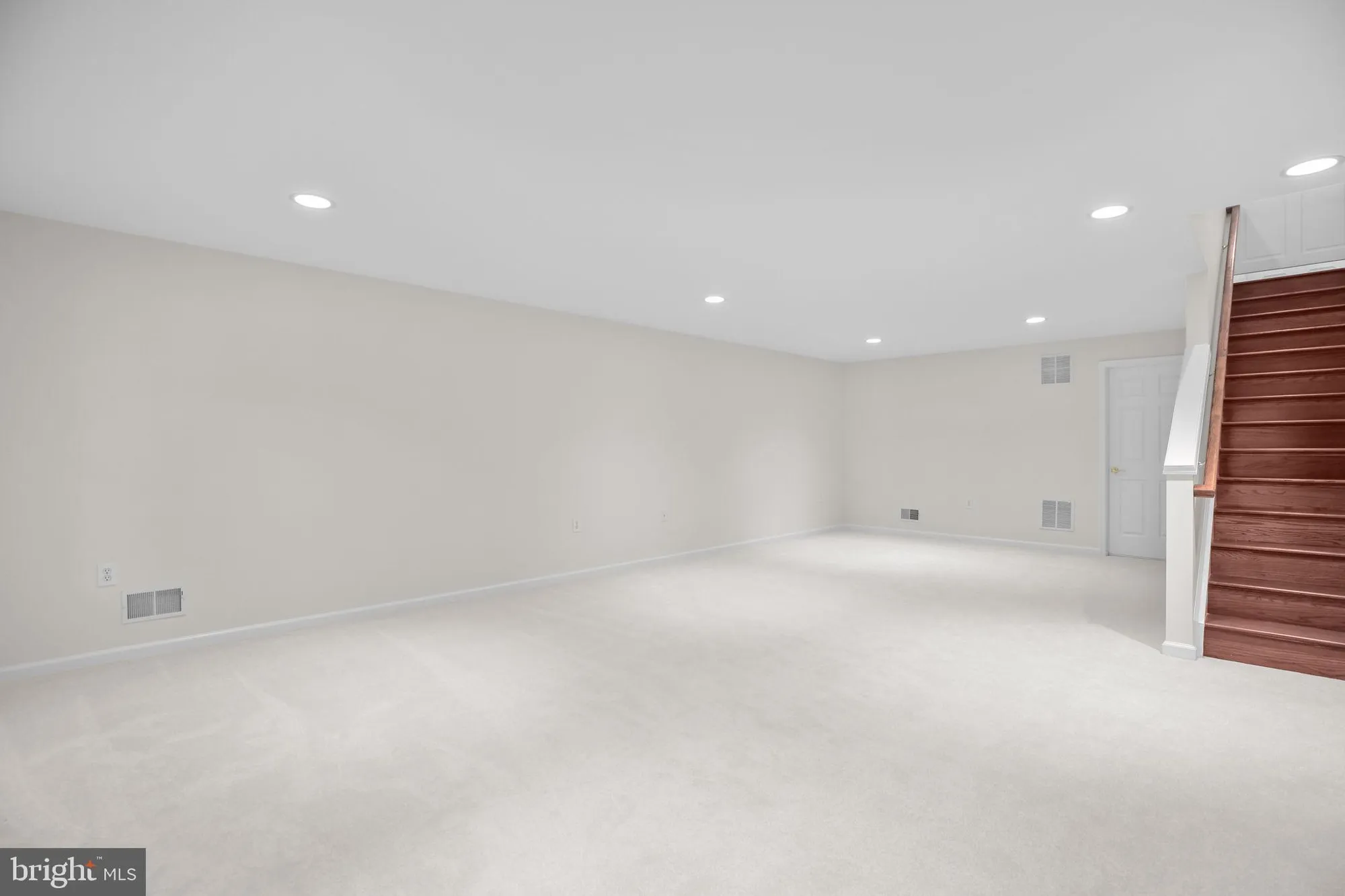 Property Slideshow image 33 of 81 | 5 bluefield ln, Fredericksburg, VA, 22406