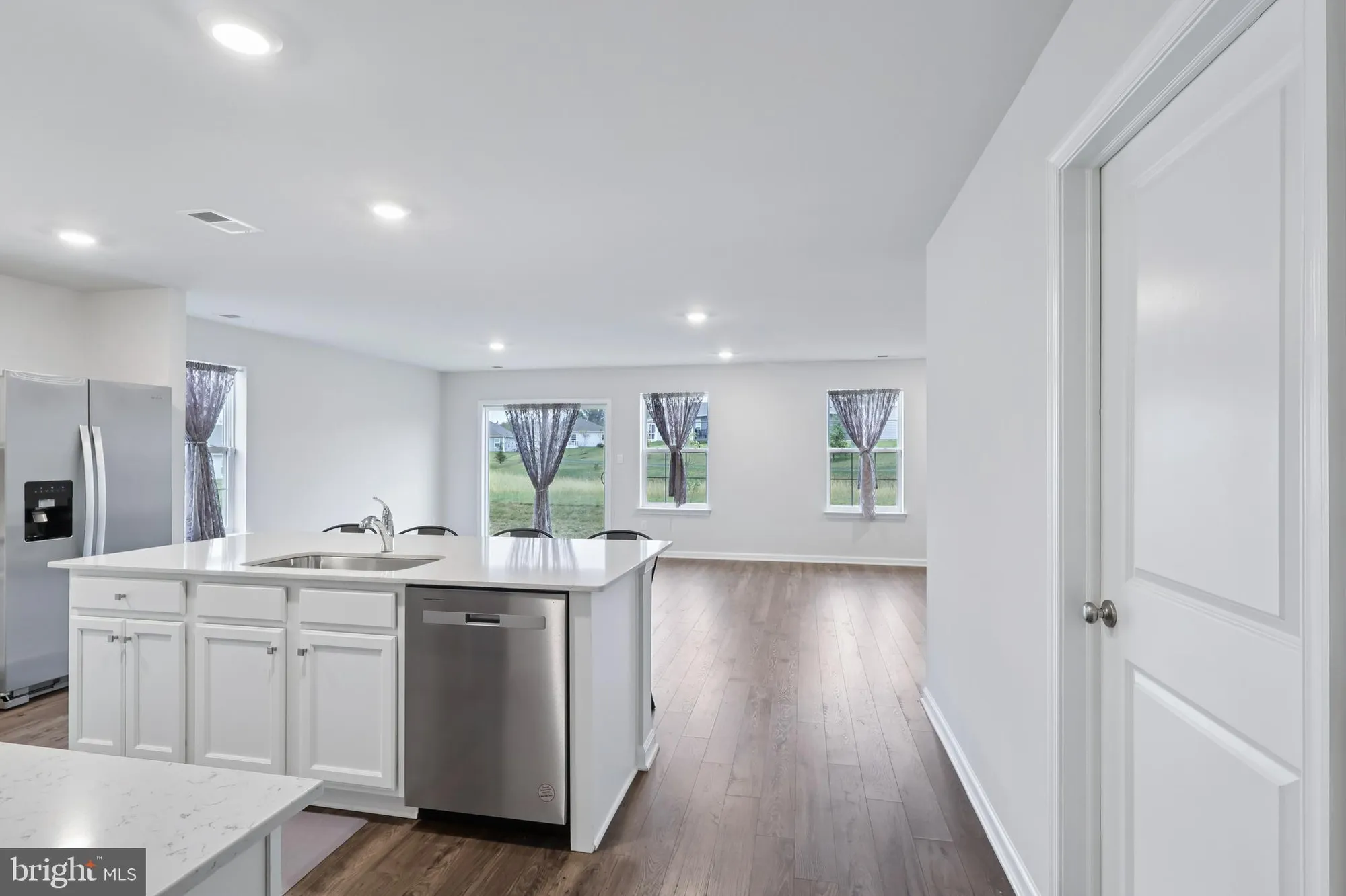 Property Slideshow image 5 of 48 | 158 lilly dr, Pottstown, PA, 19464