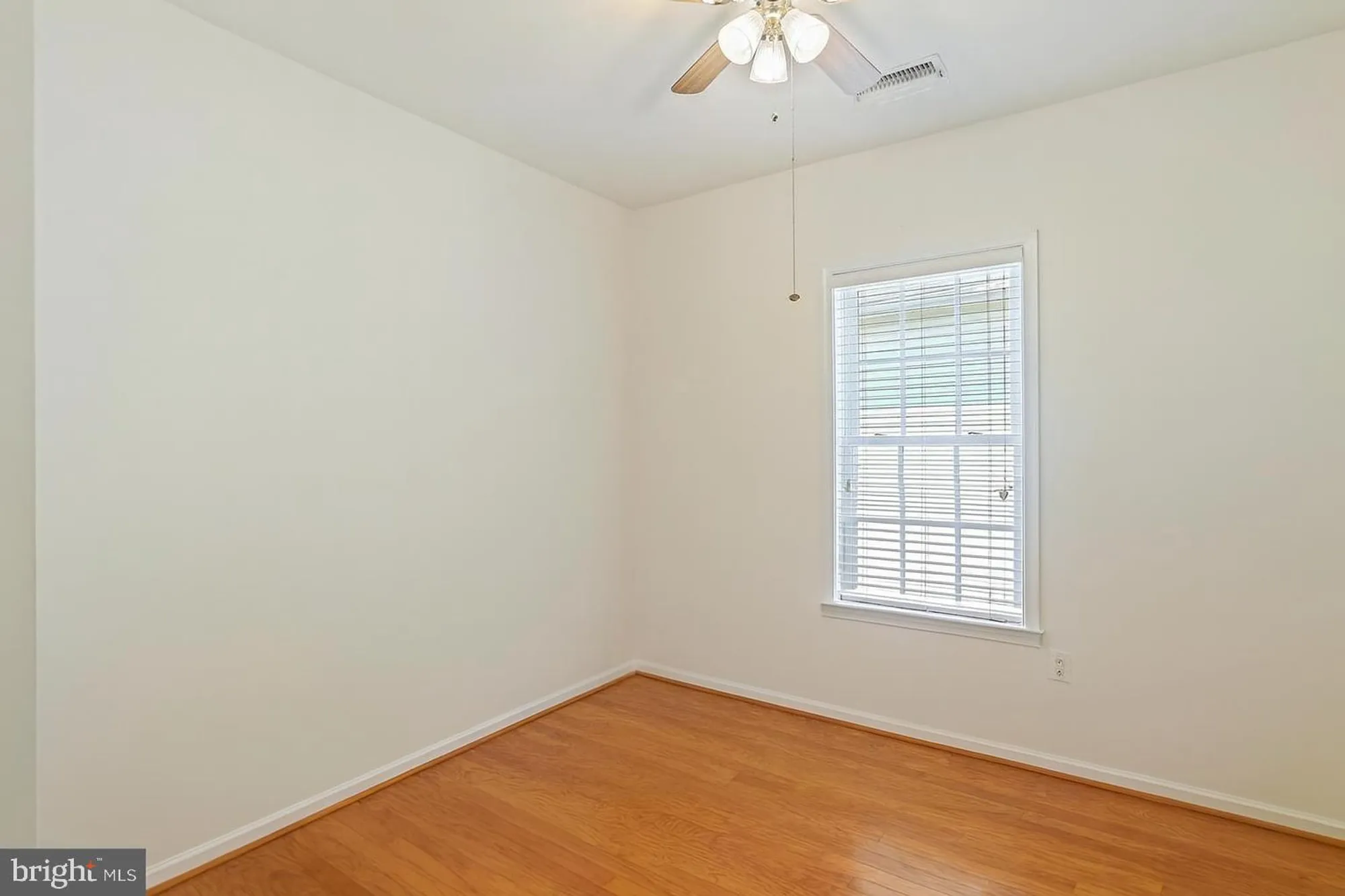 Property Slideshow image 19 of 43 | 102 butterfly dr # 55, Taneytown, MD, 21787