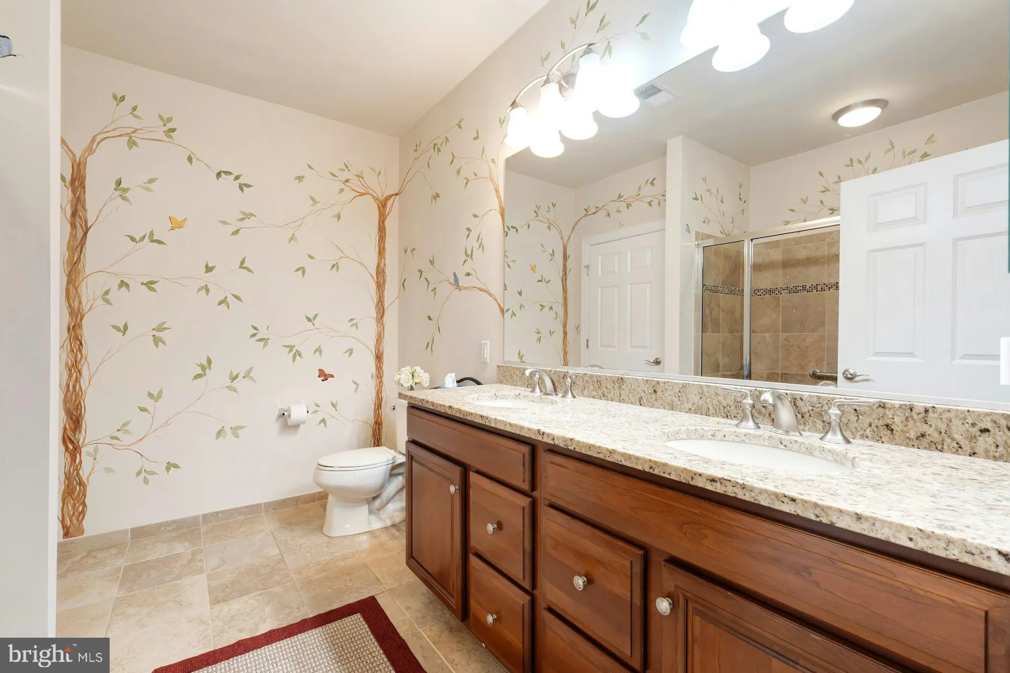 Property Slideshow image 27 of 42 | 15211 royal crest dr unit 405, Haymarket, VA, 20169