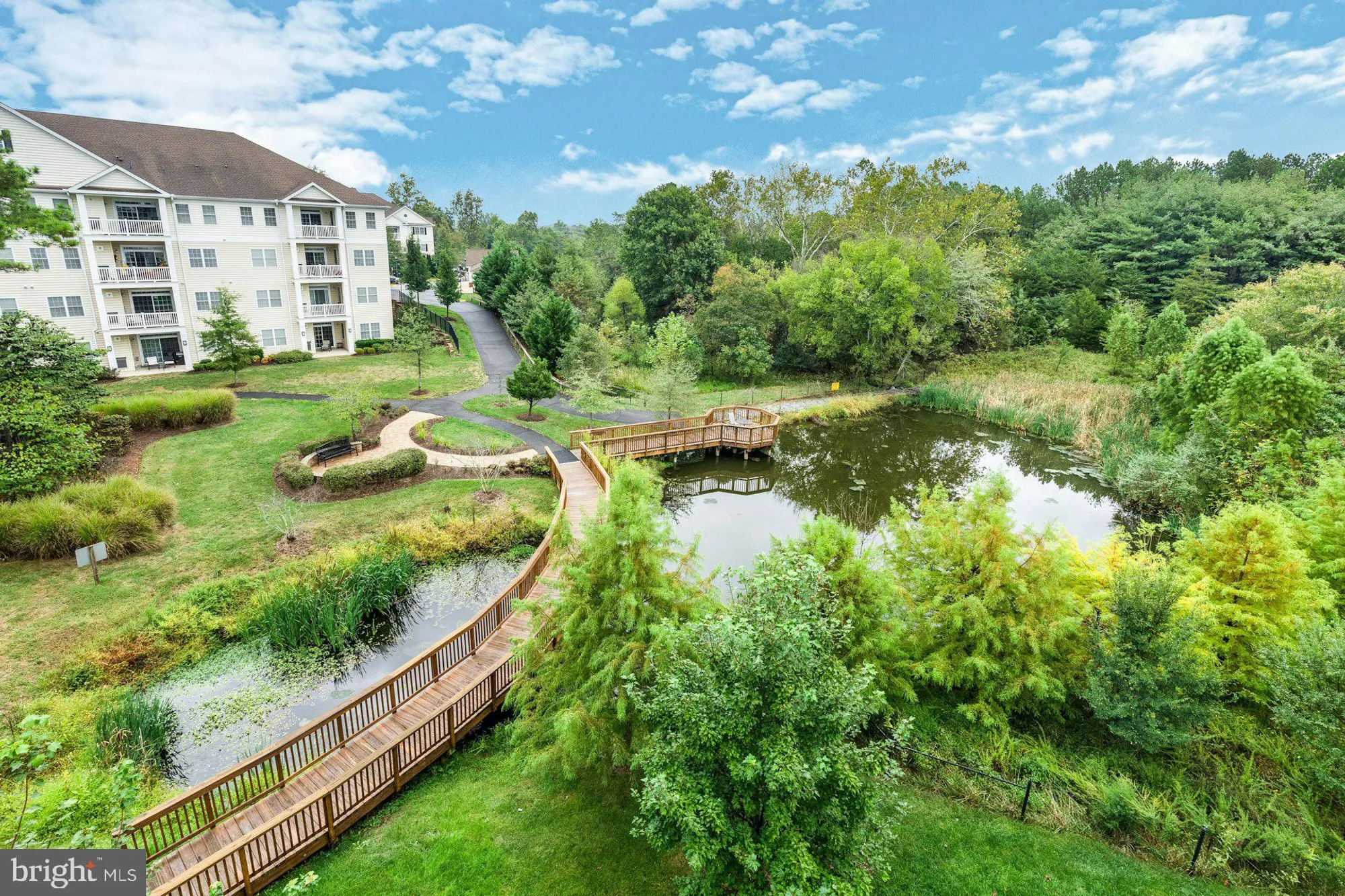 Property Slideshow image 38 of 42 | 15211 royal crest dr unit 405, Haymarket, VA, 20169