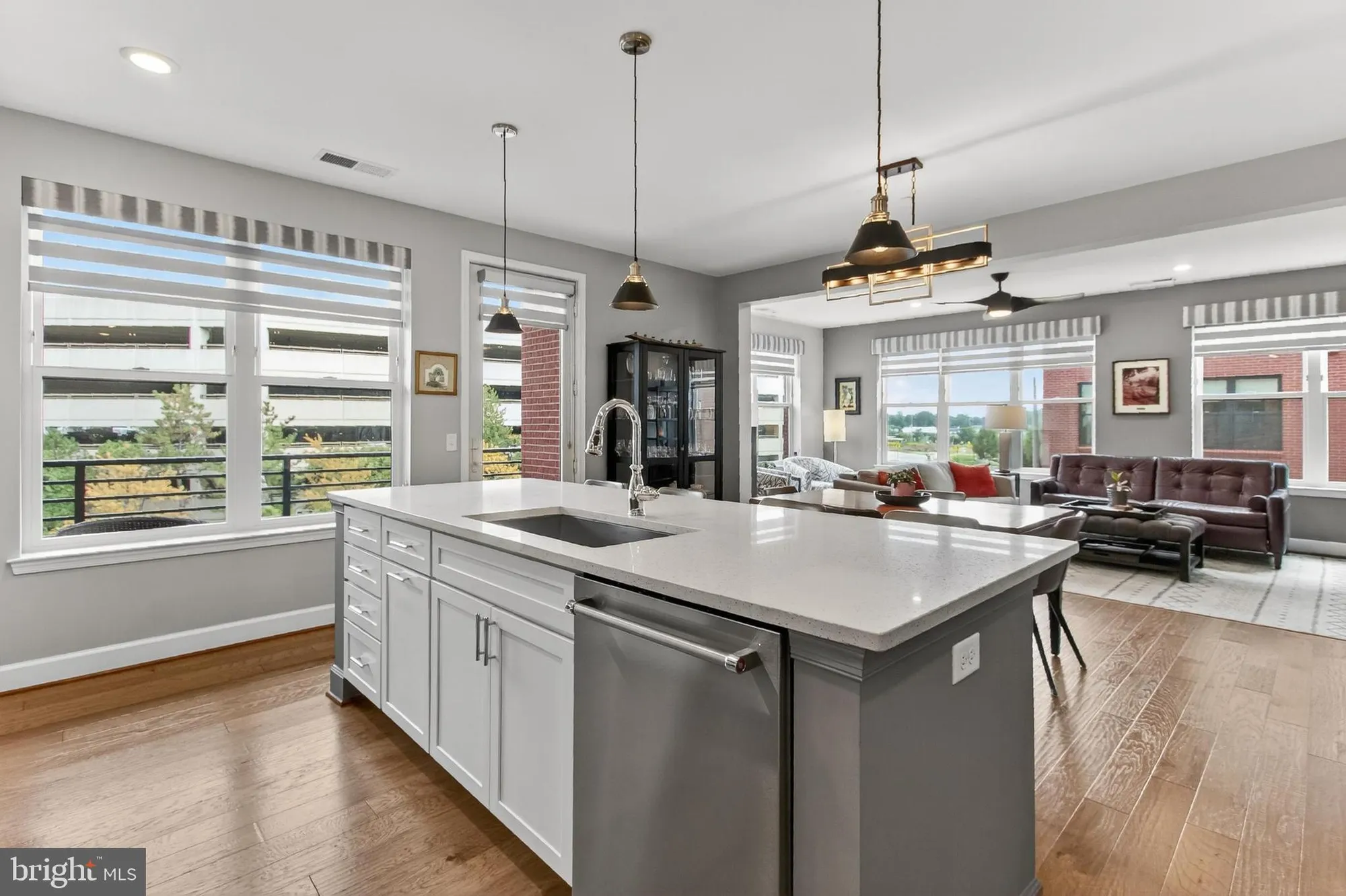 Property Slideshow image 21 of 51 | 2960 vaden dr # 2-307, Fairfax, VA, 22031