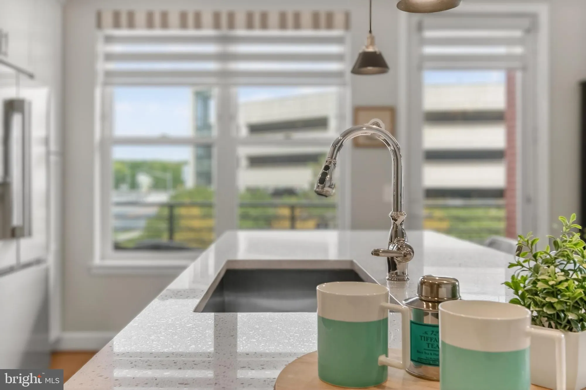 Property Slideshow image 23 of 51 | 2960 vaden dr # 2-307, Fairfax, VA, 22031