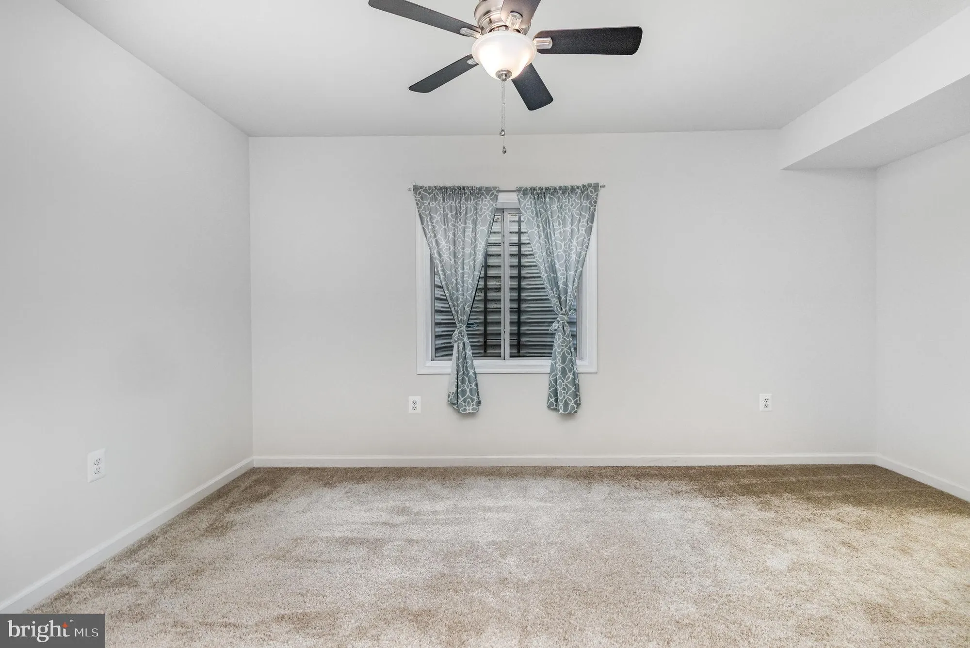 Property Slideshow image 19 of 25 | 5701 spring arbor cir, Fredericksburg, VA, 22407