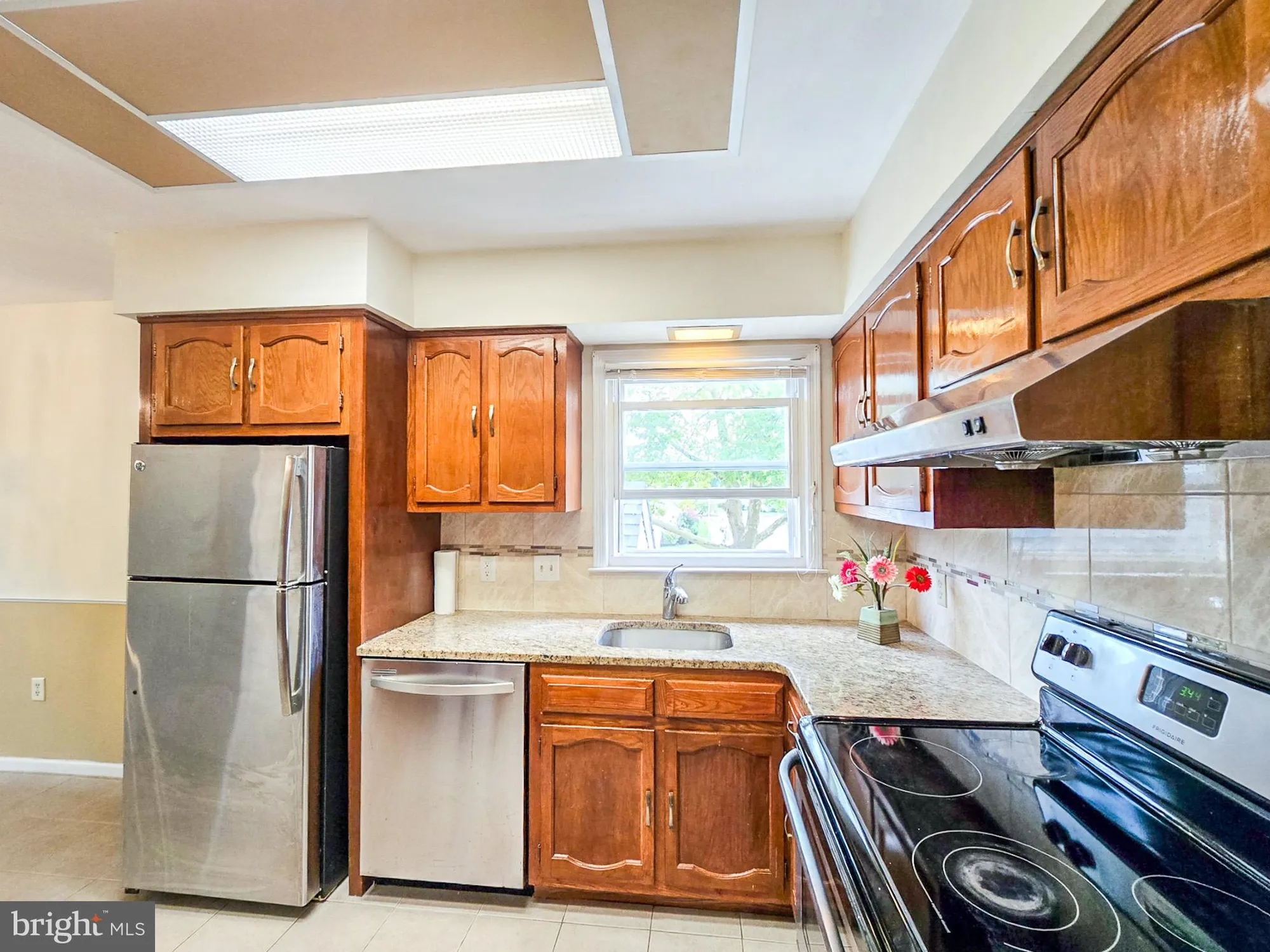 Property Slideshow image 15 of 36 | 374n new bedford ln, Monroe Township, NJ, 08831