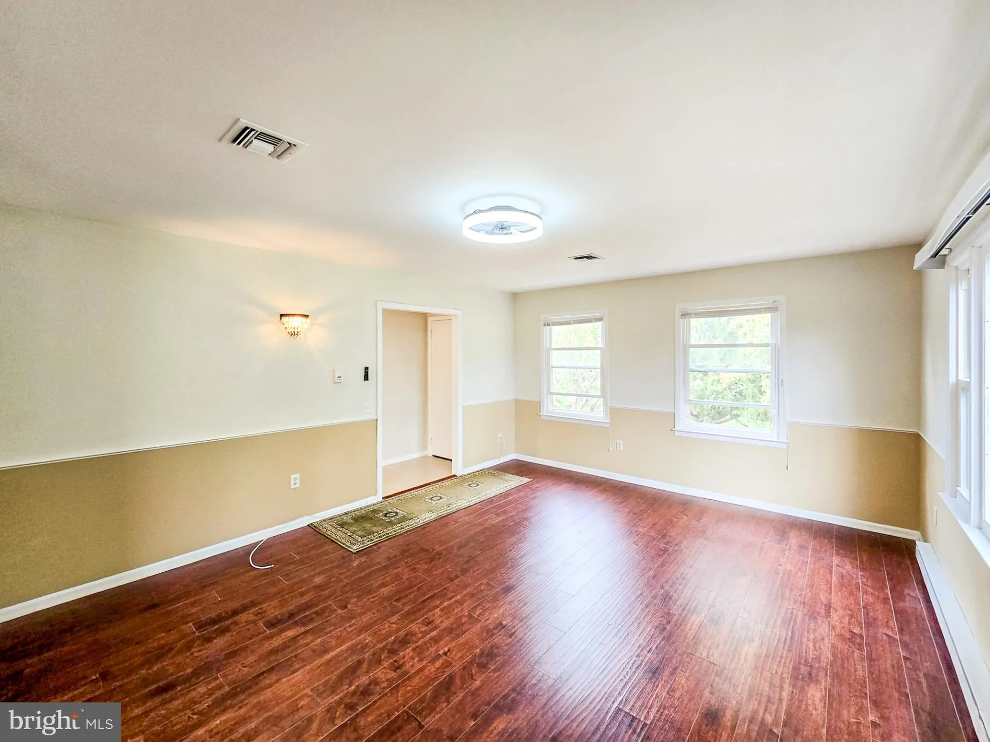 Property Slideshow image 9 of 36 | 374n new bedford ln, Monroe Township, NJ, 08831