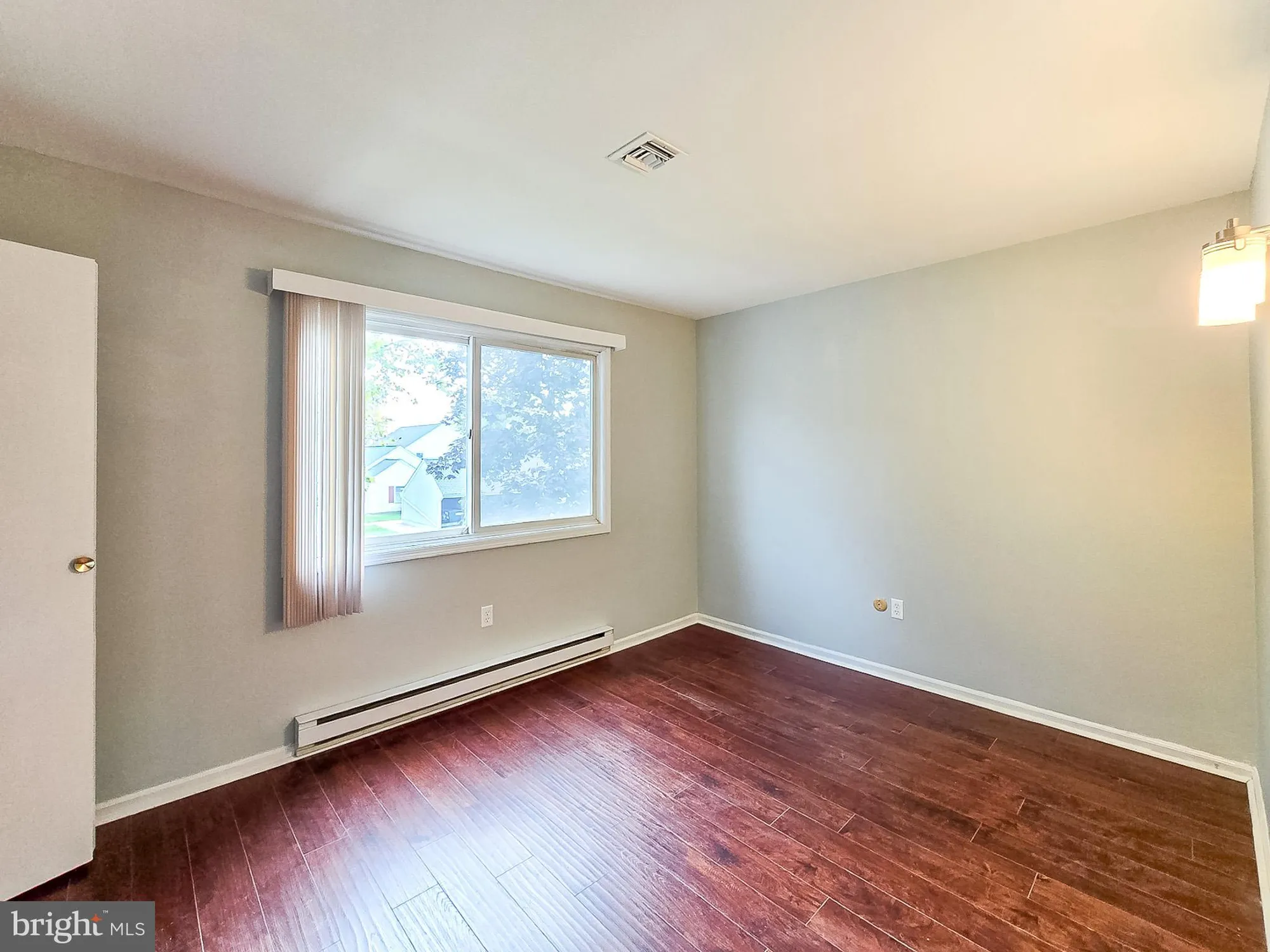 Property Slideshow image 23 of 36 | 374n new bedford ln, Monroe Township, NJ, 08831