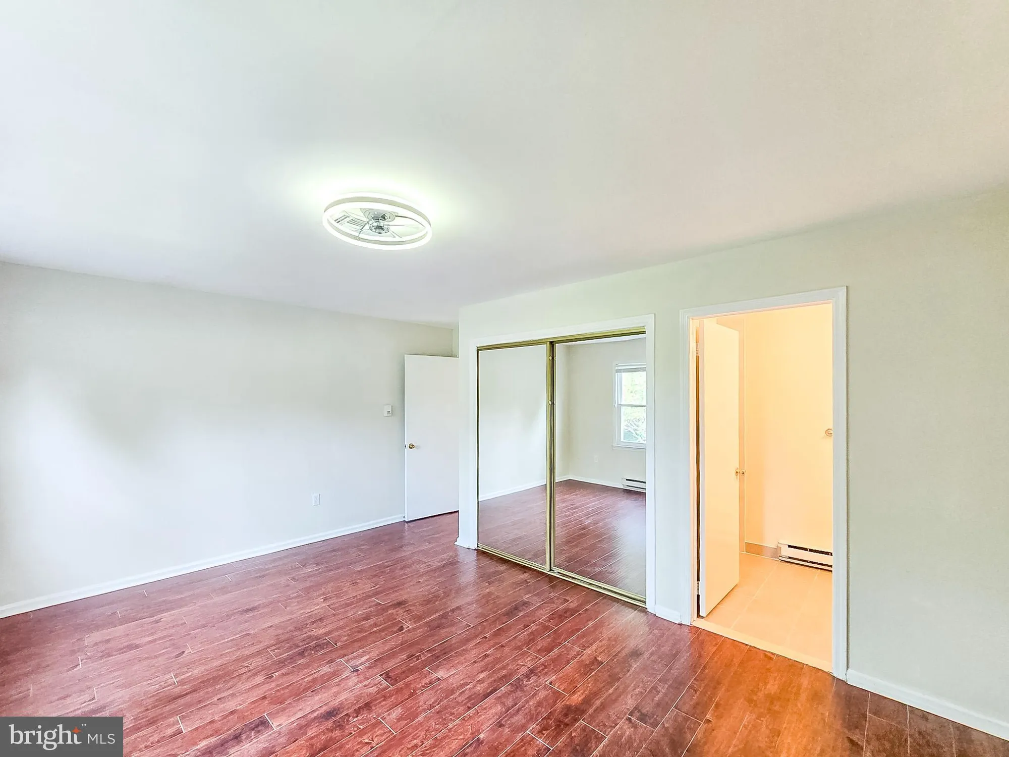 Property Slideshow image 27 of 36 | 374n new bedford ln, Monroe Township, NJ, 08831