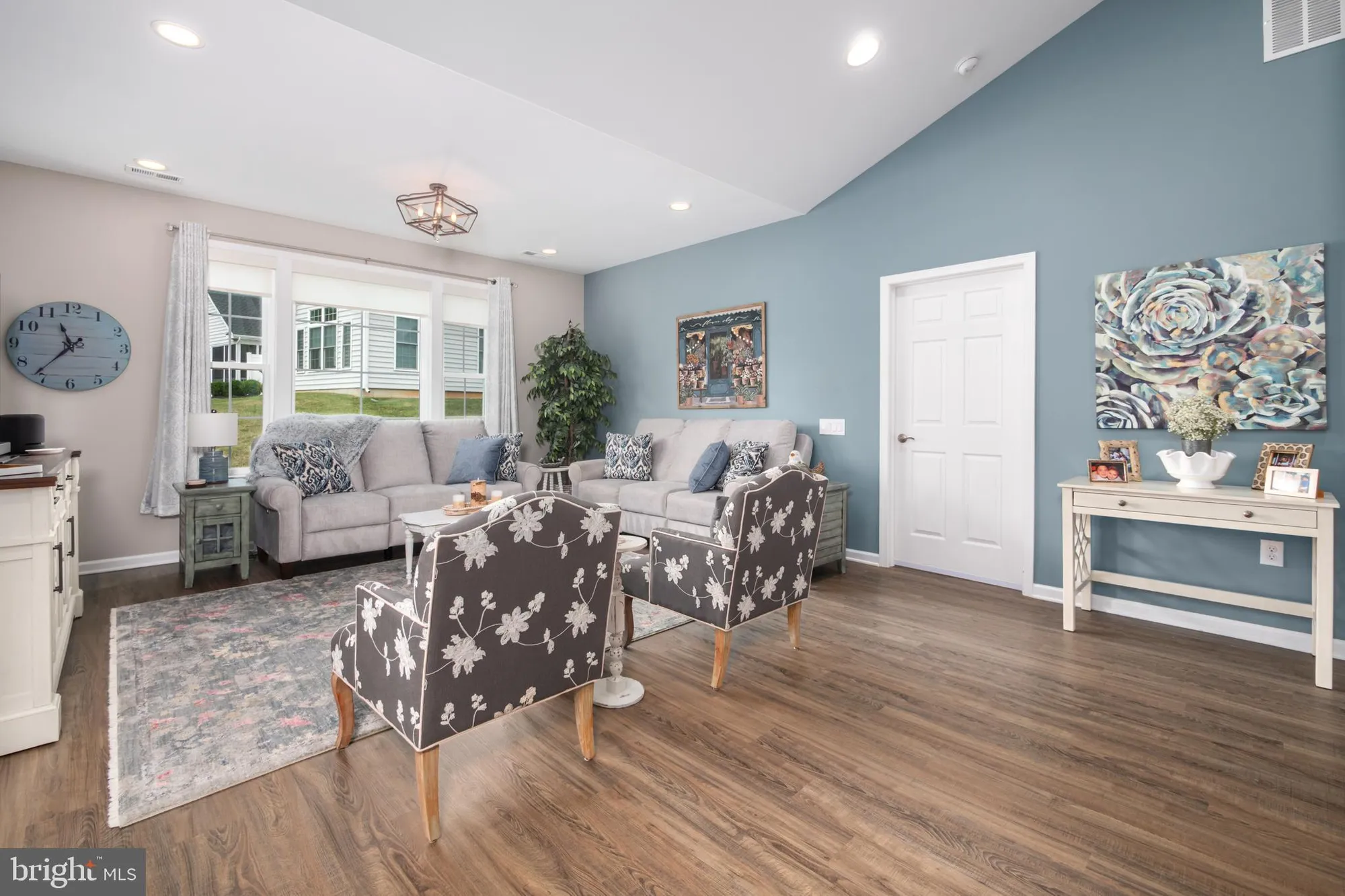 Property Slideshow image 25 of 75 | 3801 loyal ln, Easton, PA, 18045