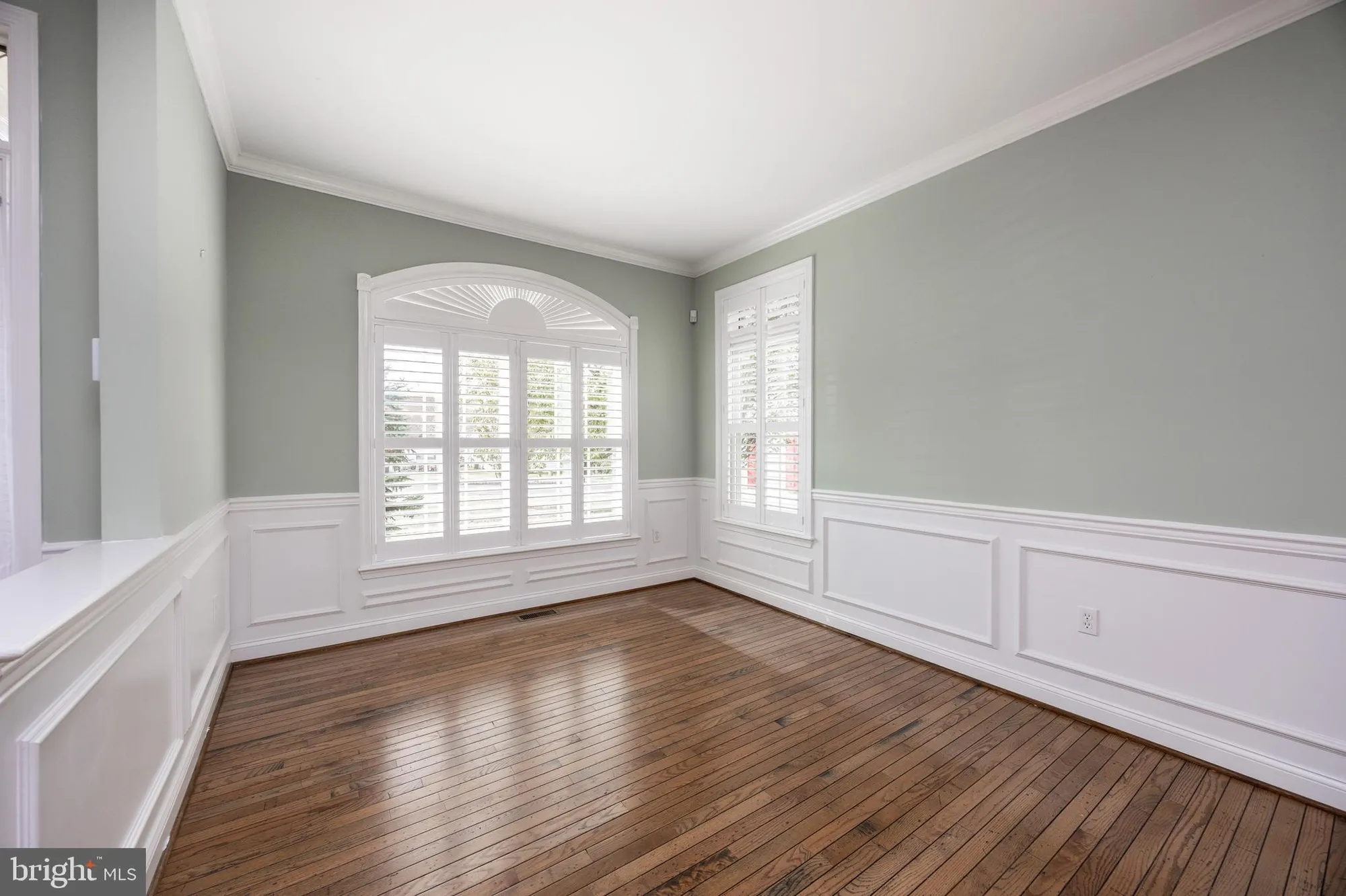 Property Slideshow image 9 of 44 | 4397 meadowridge ln, Collegeville, PA, 19426