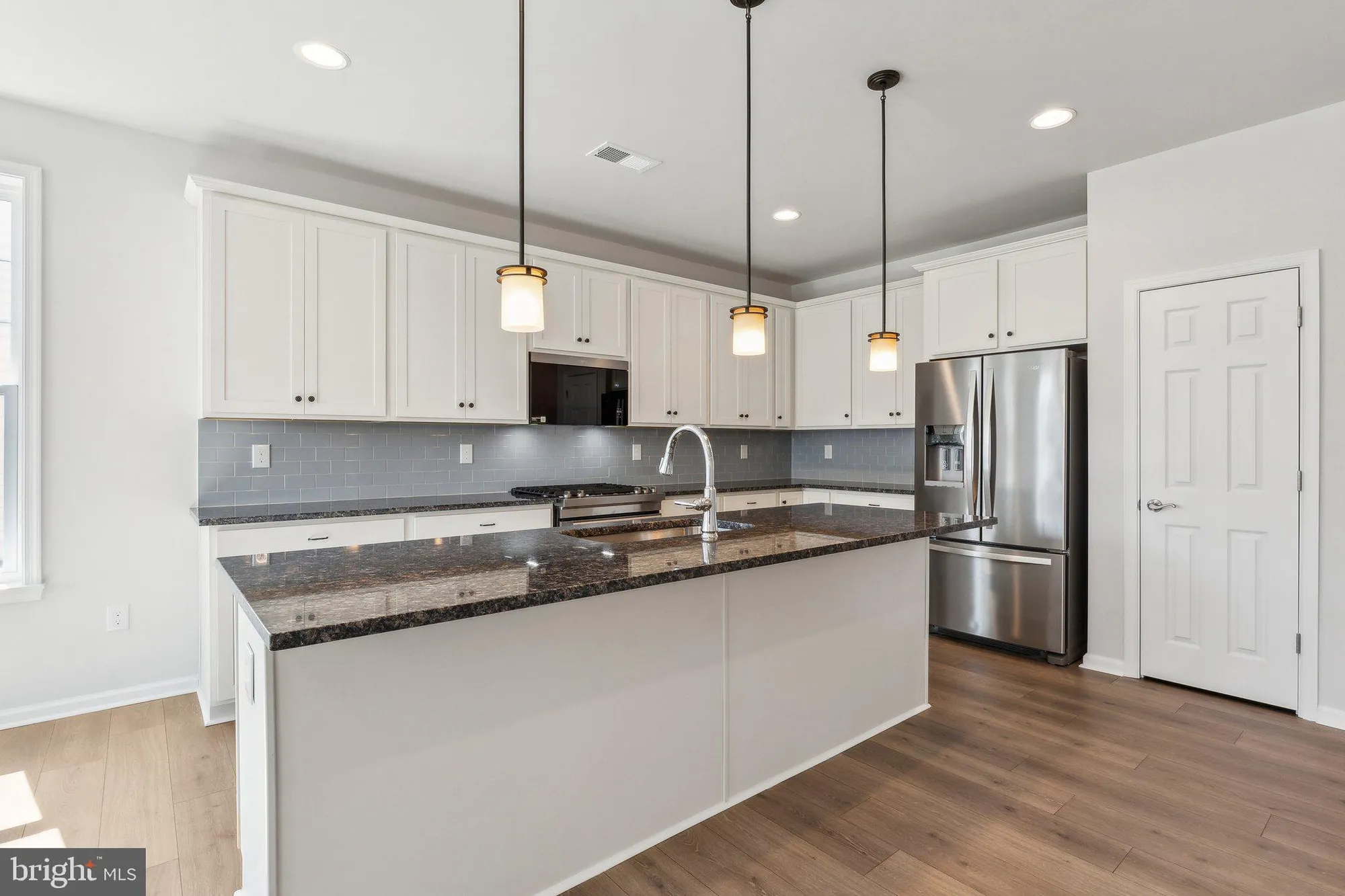 Property Slideshow image 9 of 36 | 312 heritage shores cir, Bridgeville, DE, 19933