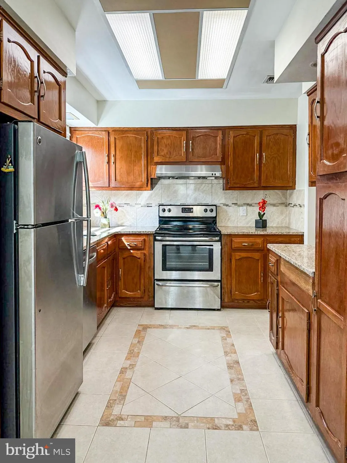 Property Slideshow image 13 of 36 | 374n new bedford ln, Monroe Township, NJ, 08831