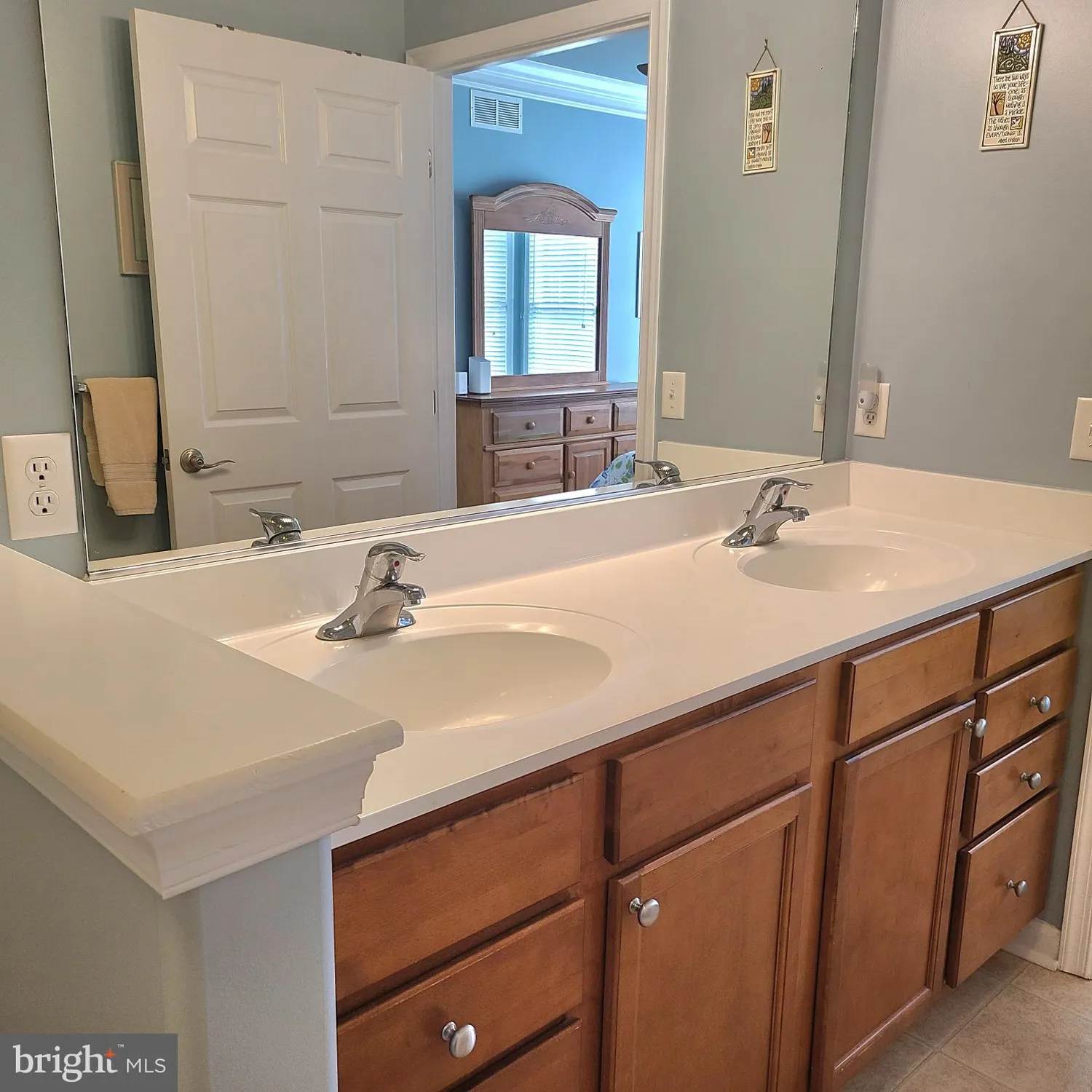 Property Slideshow image 20 of 44 | 45 harcrest ct, Dover, DE, 19901