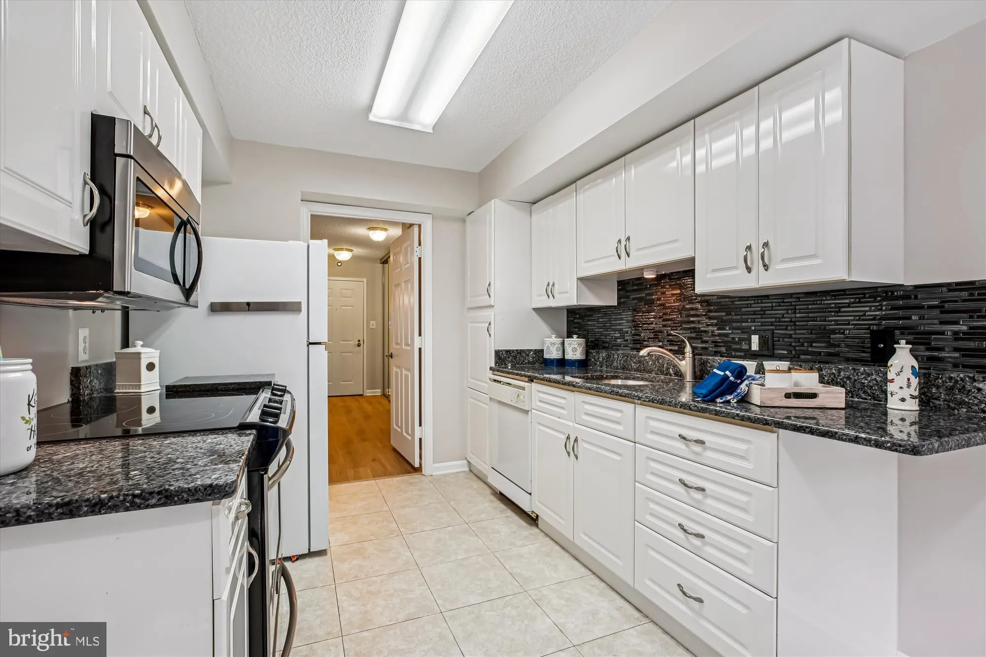 Property Slideshow image 13 of 39 | 14809 pennfield cir 315, Silver Spring, MD, 20906