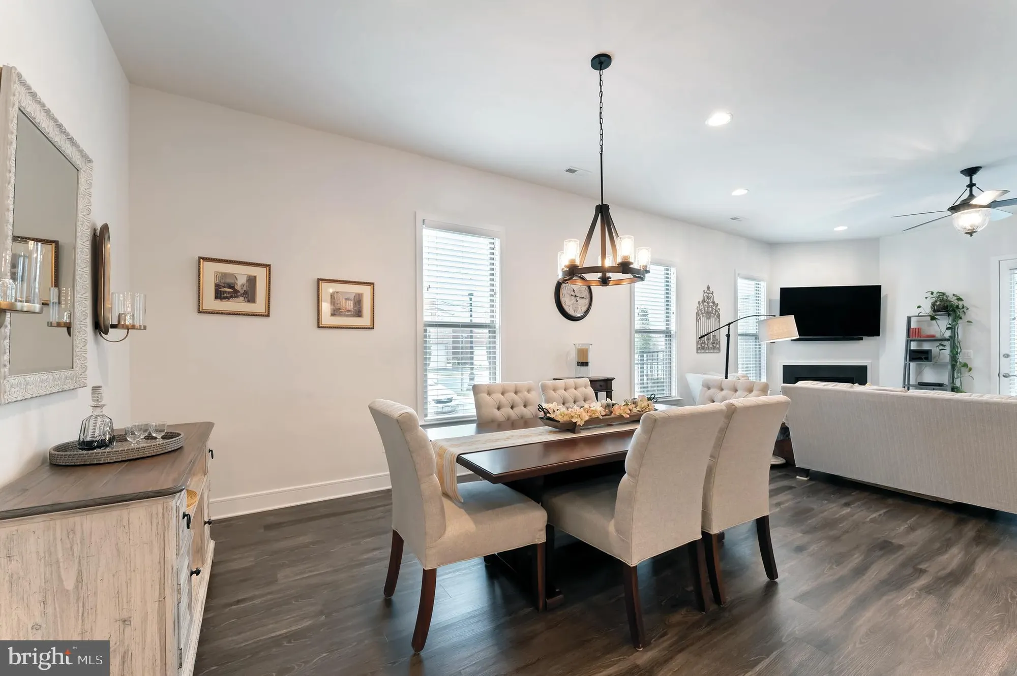 Property Slideshow image 15 of 51 | 42788 macbeth ter, Ashburn, VA, 20148