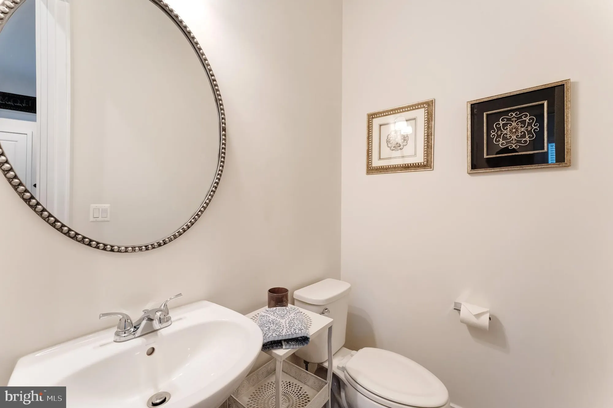Property Slideshow image 21 of 51 | 42788 macbeth ter, Ashburn, VA, 20148
